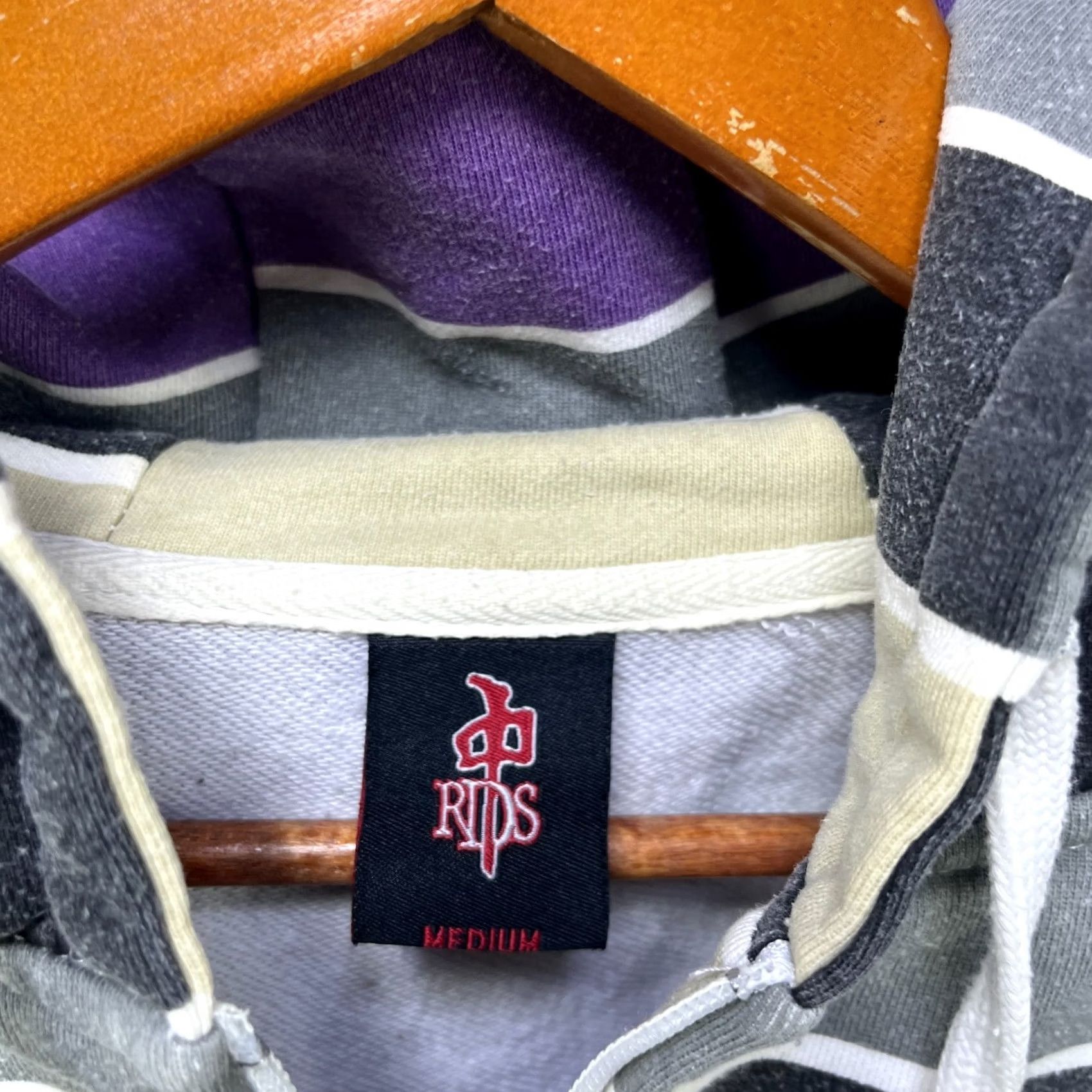 Vintage VINTAGE RDS Red Dragons Skateboard Hoodie L Mens 90s Purple Long Sleeve Crew Neck Pullover Knit Growl Size US L / EU 52-54 / 3 - 5 Thumbnail