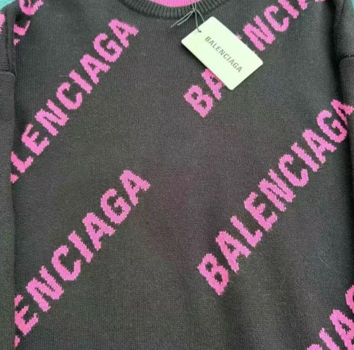 Balenciaga Balenciaga Black Pink Bullet Curtain Sweater2412-Nextarrow Size US S / EU 44-46 / 1 - 3 Thumbnail