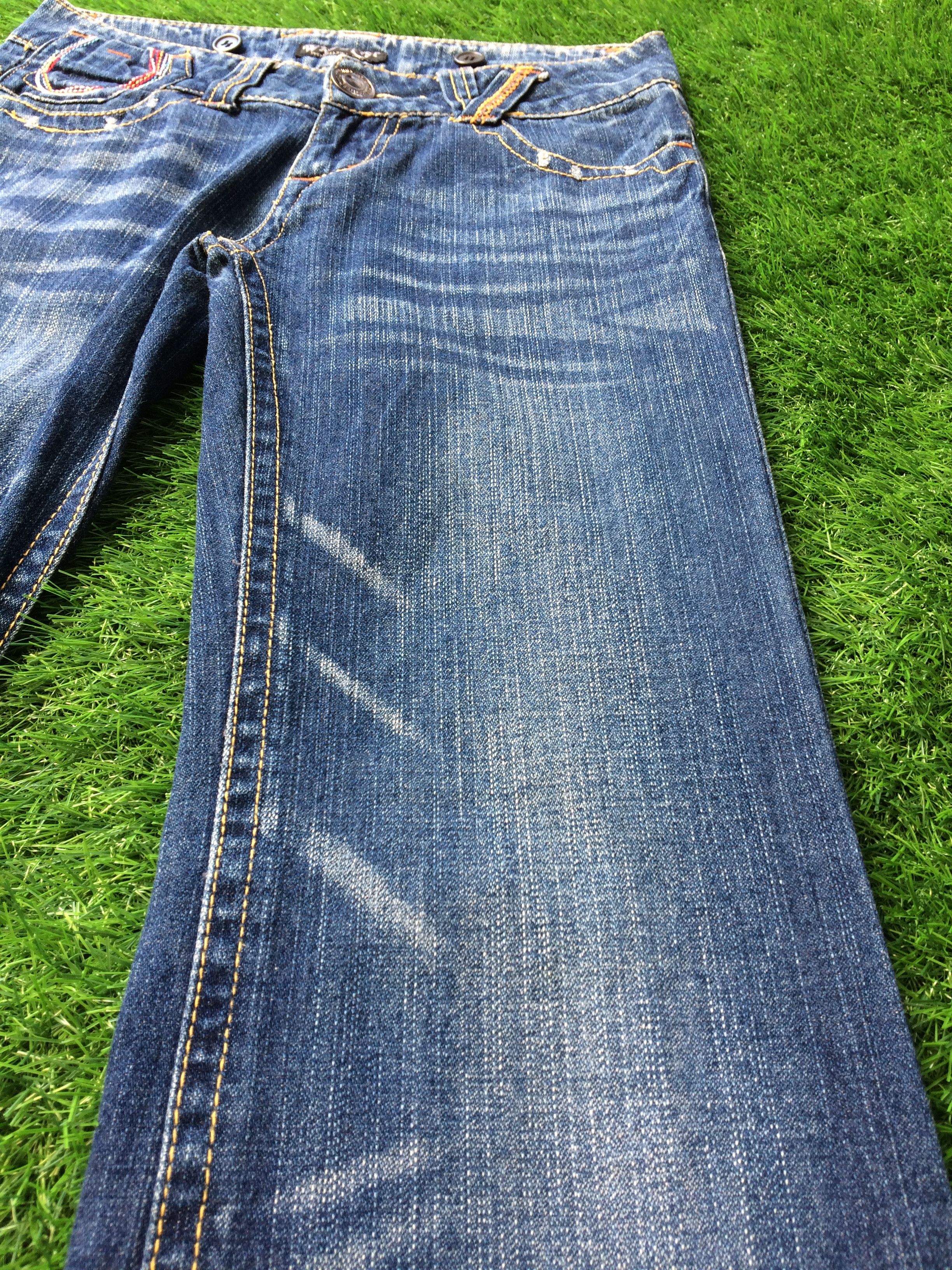 Japanese Brand Japanese Low Rise Distressed Flare Jeans D-697 Size 24" / US 00 / IT 34 - 7 Thumbnail
