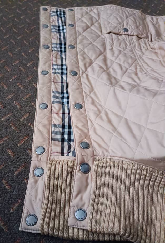 Burberry × Vintage Vintage Burberrys Nova Checked Vest Riversible Size US S / EU 44-46 / 1 - 10 Thumbnail