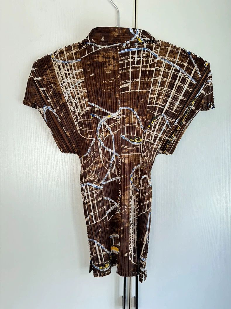 Issey Miyake Issey Miyake size:3 Brown amusement park roller coaster sh Size M / US 6-8 / IT 42-44 - 3 Thumbnail