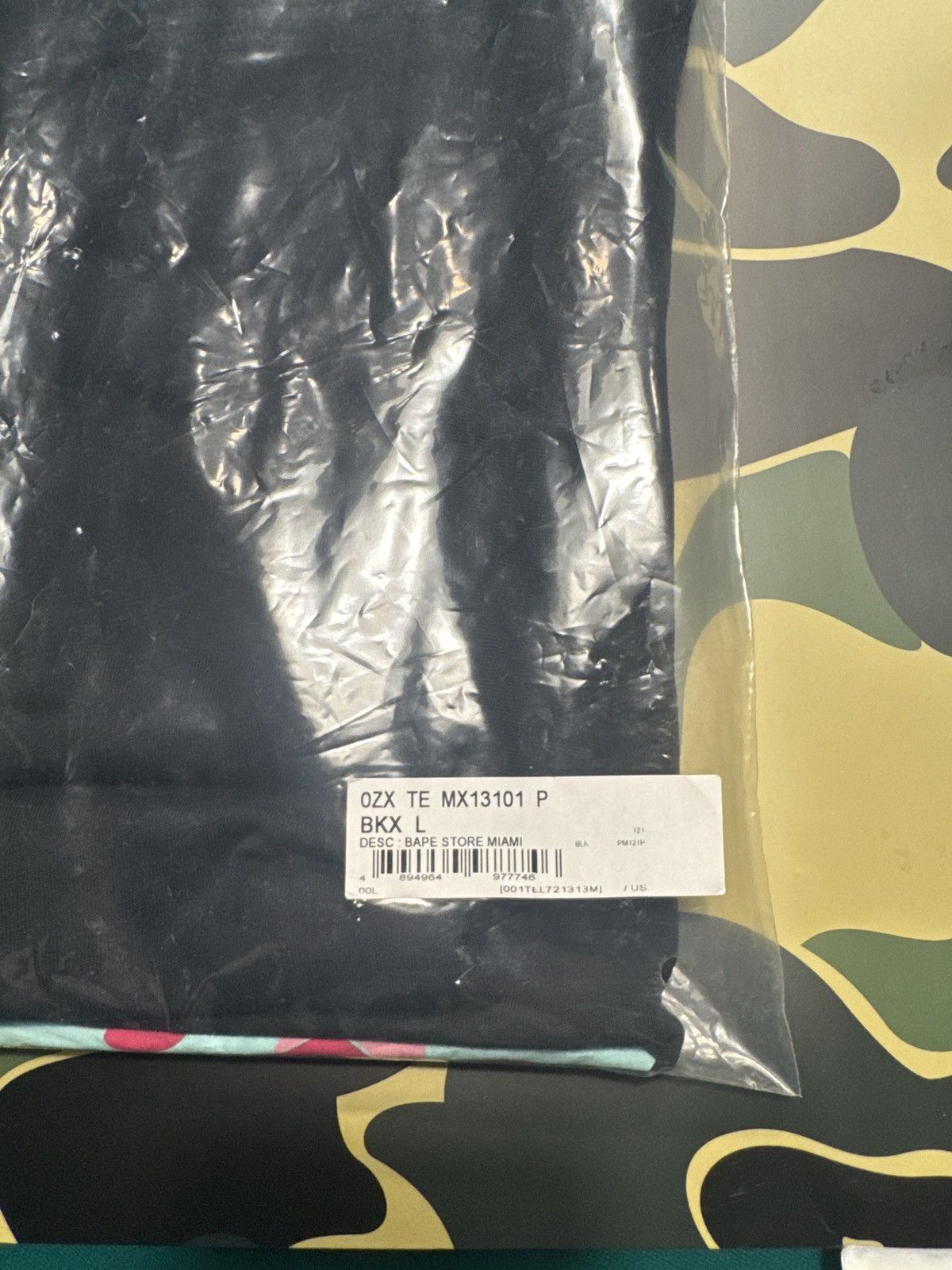 Bape Bape Miami Store Exclusive Art Basel Size US L / EU 52-54 / 3 - 4 Thumbnail