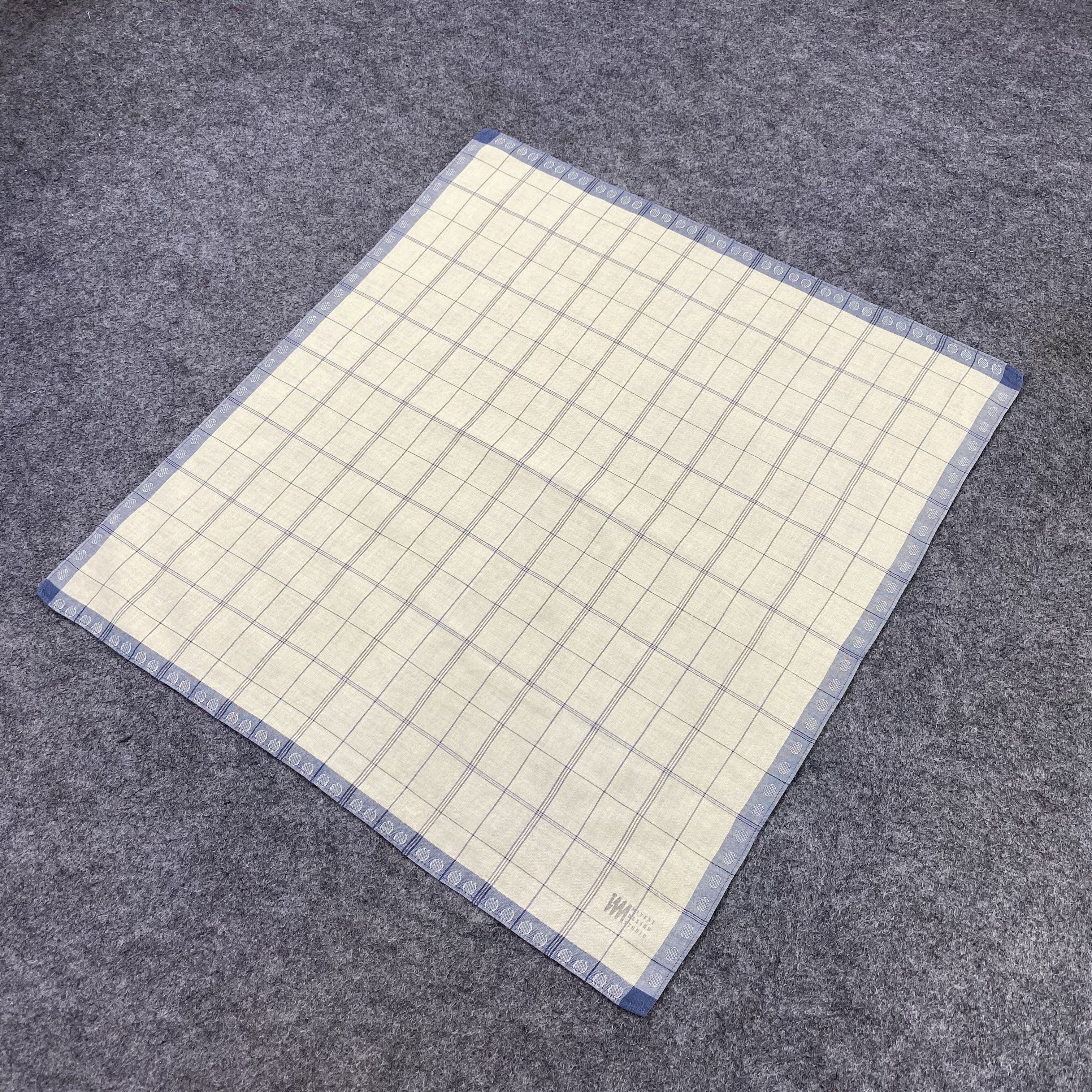 Issey Miyake Issey Miyake Handkerchief / Bandana / Neckerchief-B2169 Size ONE SIZE - 4 Thumbnail