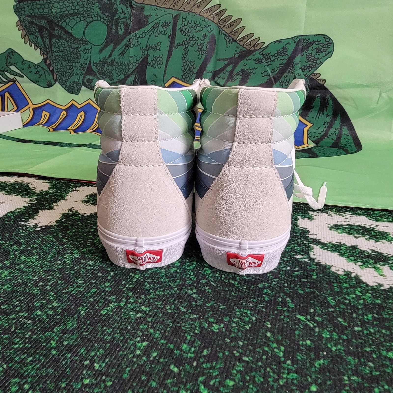 Vans Vans Sk8-Hi Reissue Refract TruWhite/Multi Sz 11 VN0A4U3DWN8 Size US 11 / EU 44 - 3 Thumbnail