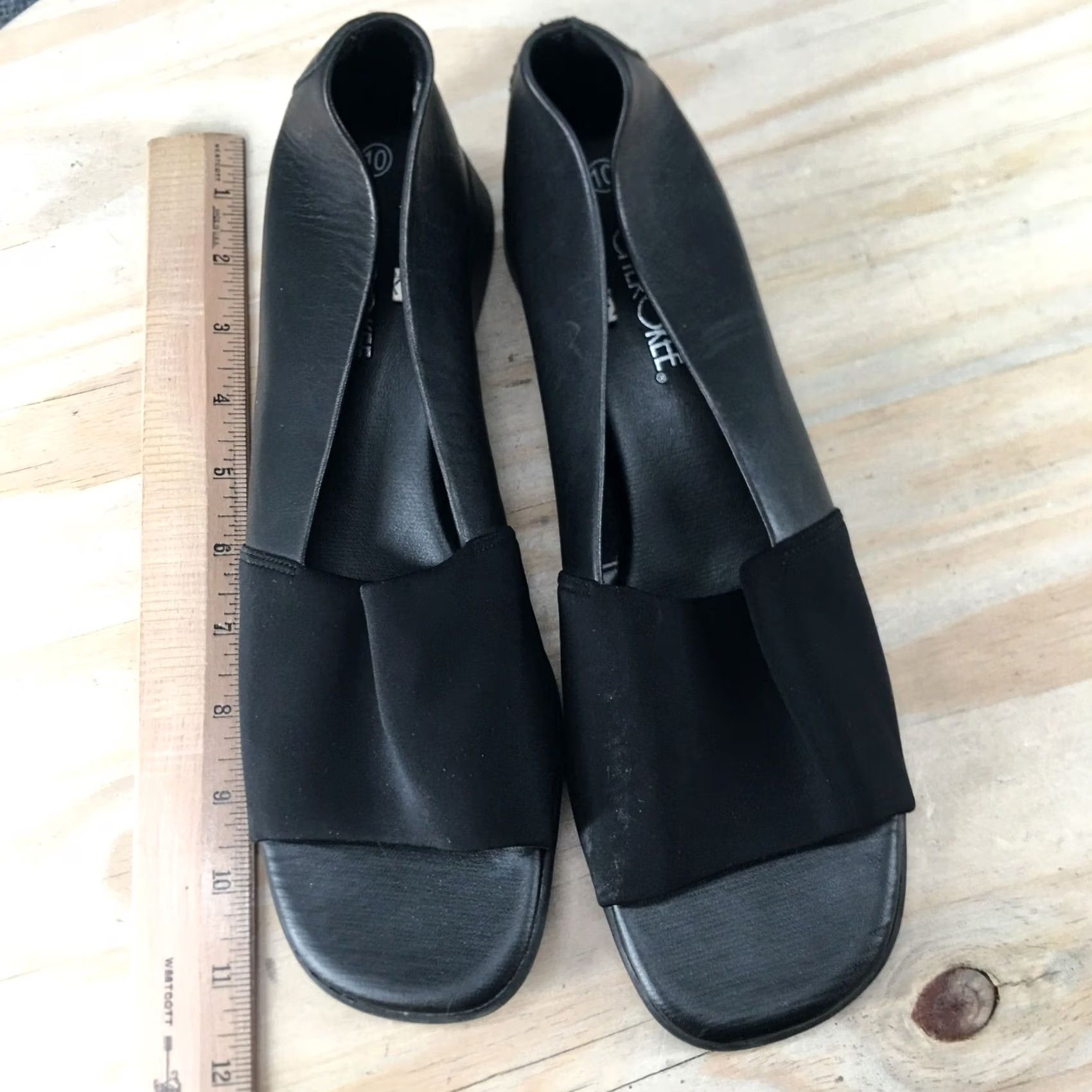 Cherokee Cherokee Sandals Womens 10 Casual Open Toe Slip Ons Wedge Black Leather Comfort Size US 10 / IT 40 - 7 Thumbnail