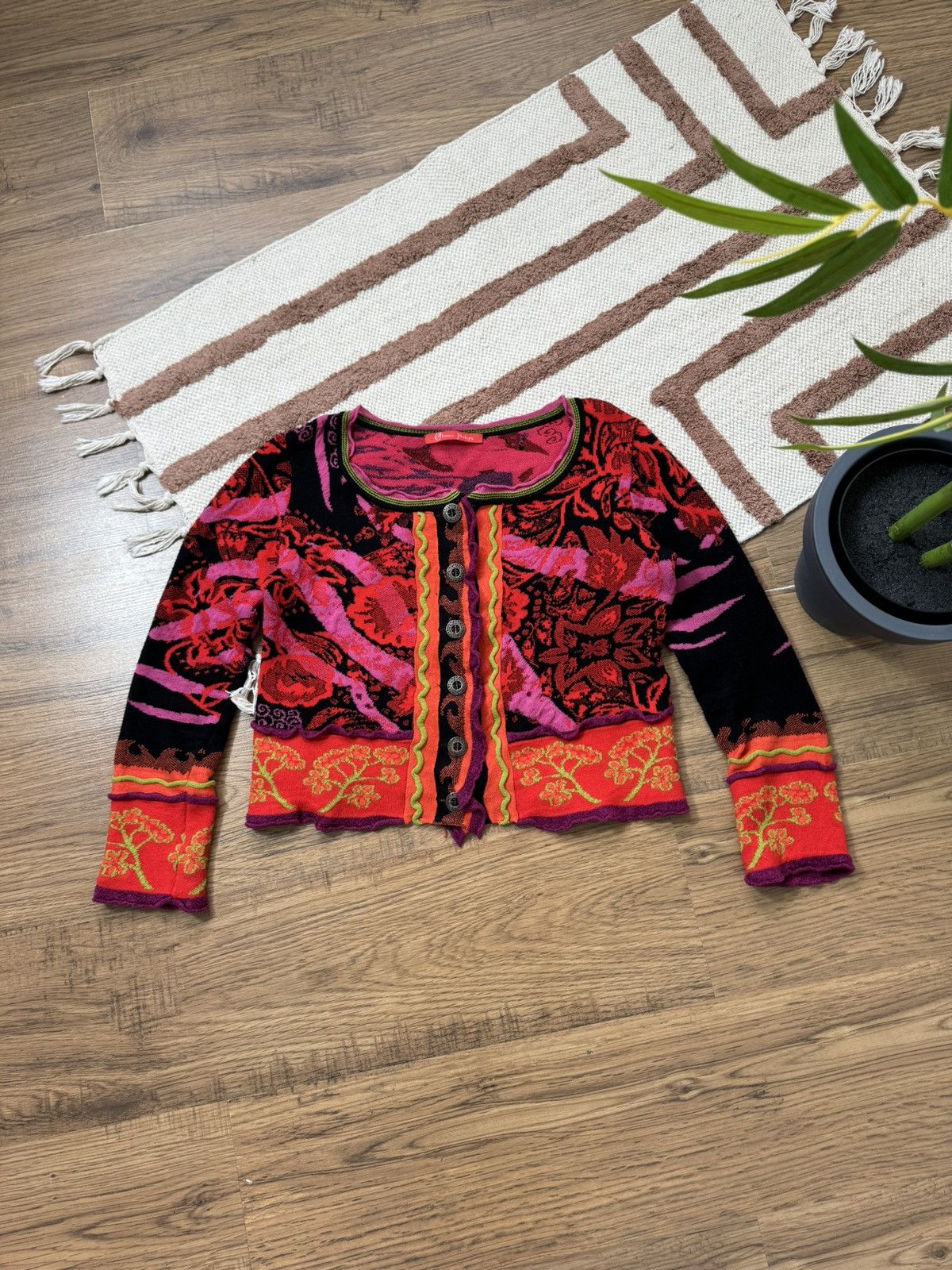 Vintage VINTAGE KNITTED PRINTED PATCHWORK CARDIGAN Size M / US 6-8 / IT 42-44 - 1 Thumbnail