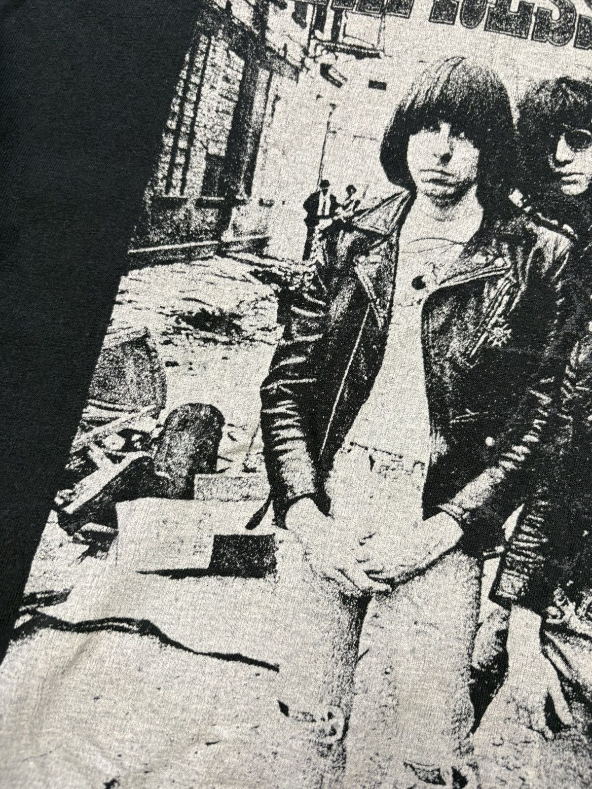 Band Tees Vintage Ramones Band Tee Gabba Gabba Hey UK Tour 1977 Shirt Size US XL / EU 56 / 4 - 12 Thumbnail