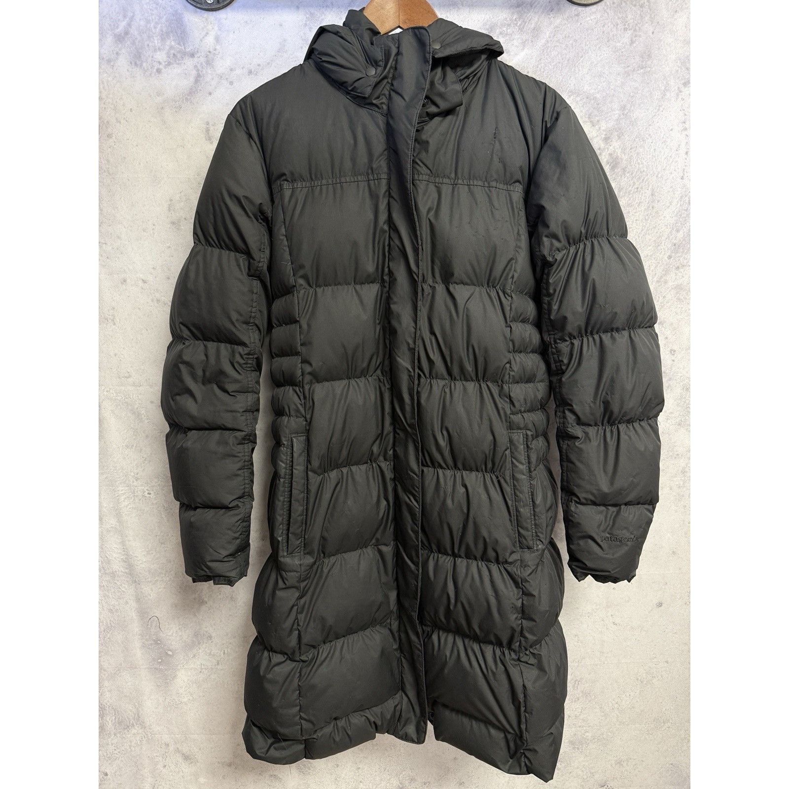 Patagonia Patagonia Down With It Parka Womens Large Black 600 Fill Size L / US 10 / IT 46 - 1 Thumbnail