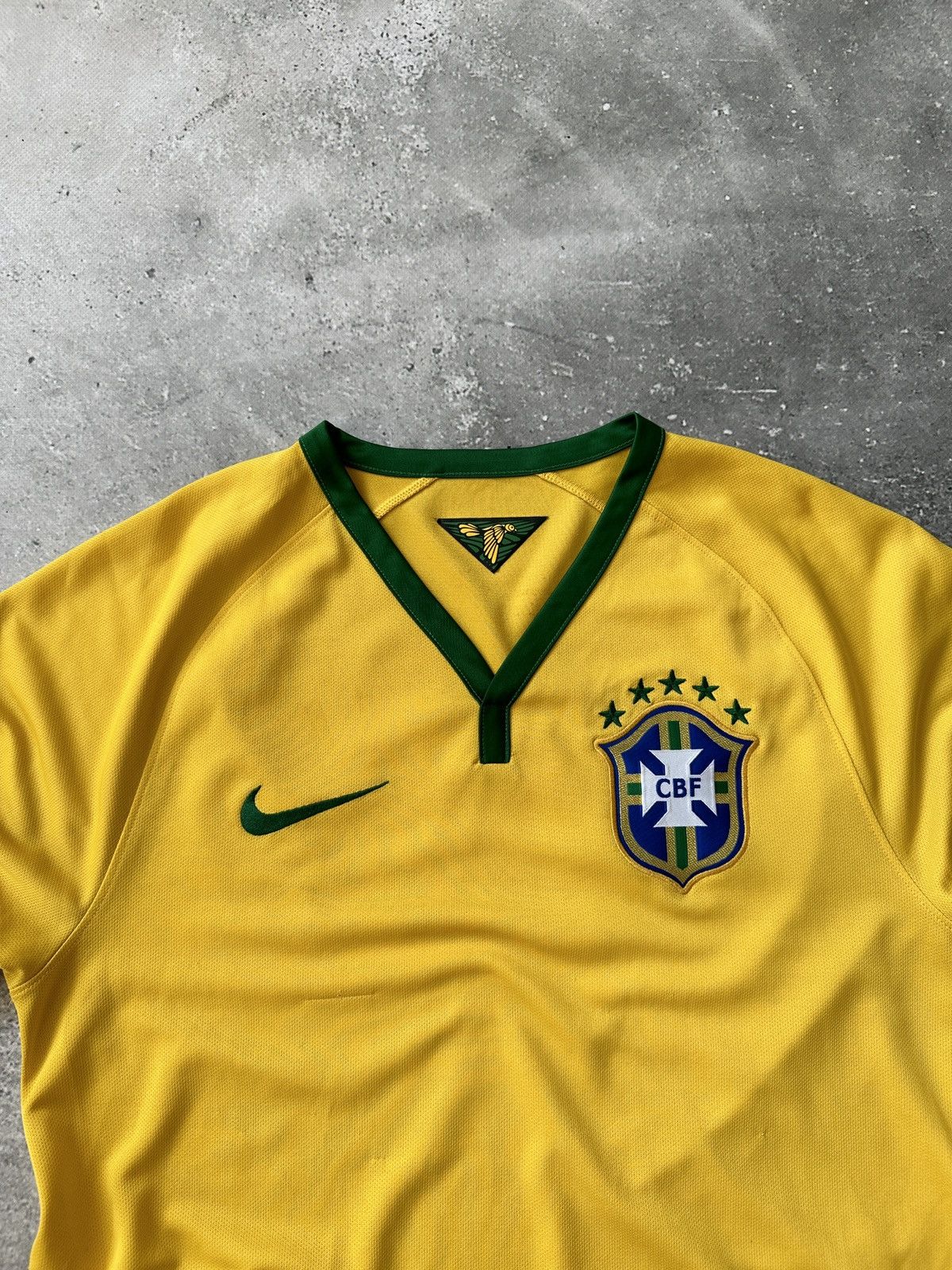 Nike BRAZIL NATIONAL TEAM 2014 HOME FOOTBALL TEE SHIRT Size US S / EU 44-46 / 1 - 2 Thumbnail