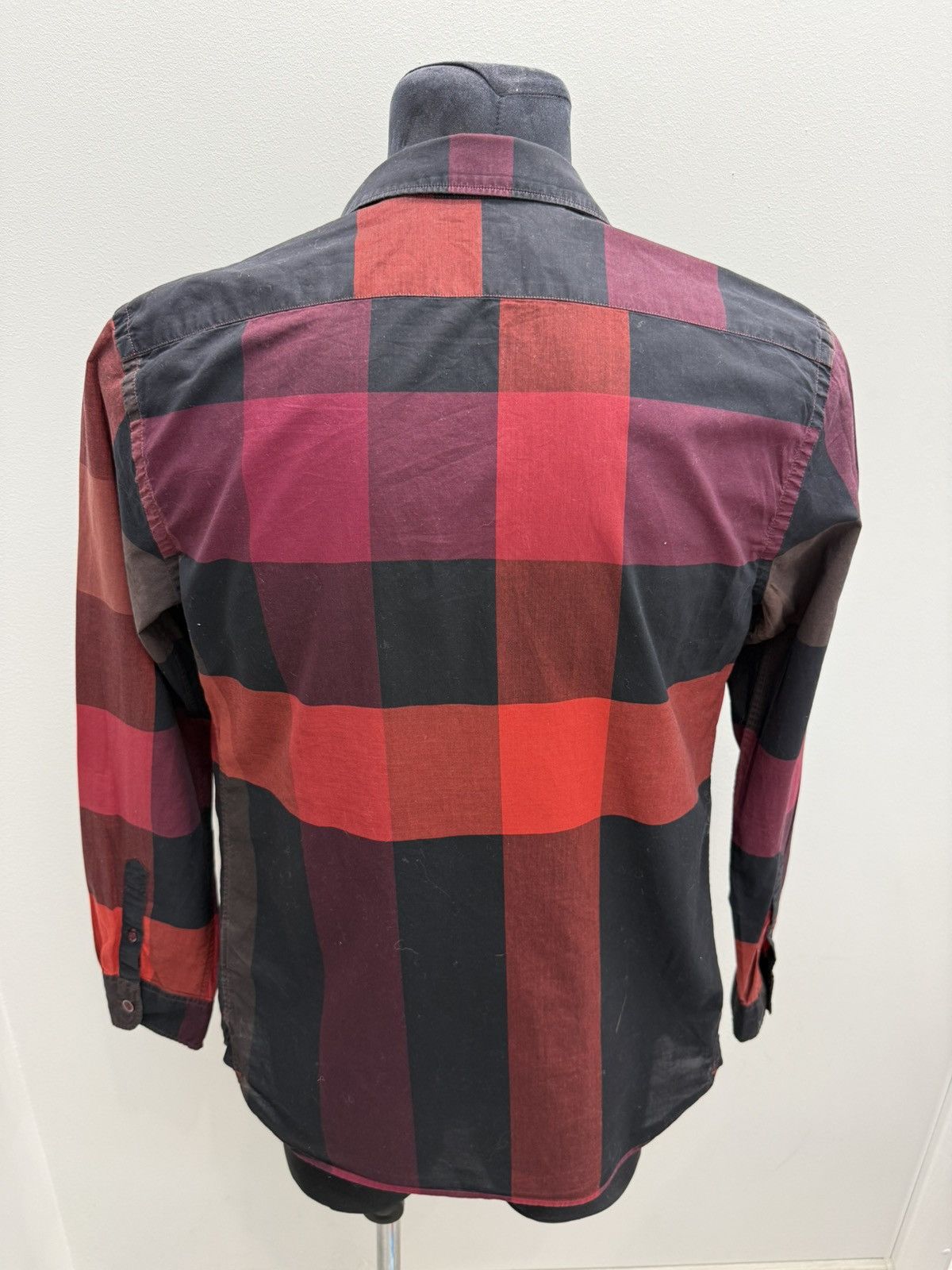 Burberry Burberry Brit Red Nova Check Button Up Shirt Size US XS / EU 42 / 0 - 2 Thumbnail