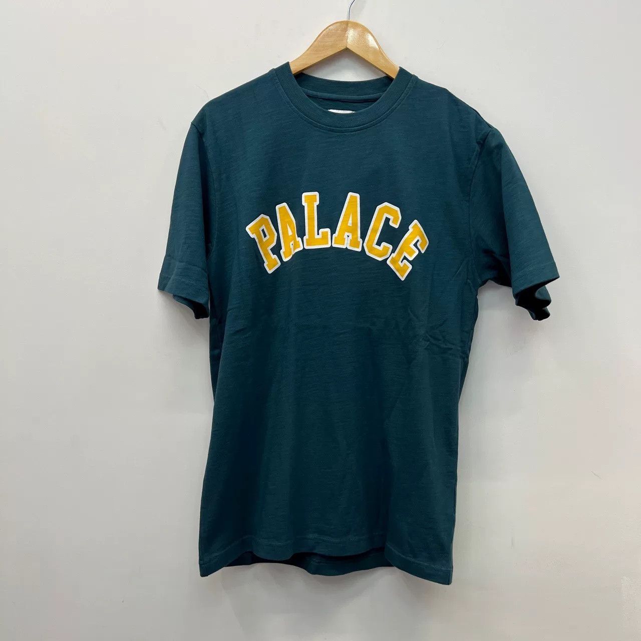 Palace Palace Short Sleeve Shirt SS23 Size US M / EU 48-50 / 2 - 1 Thumbnail