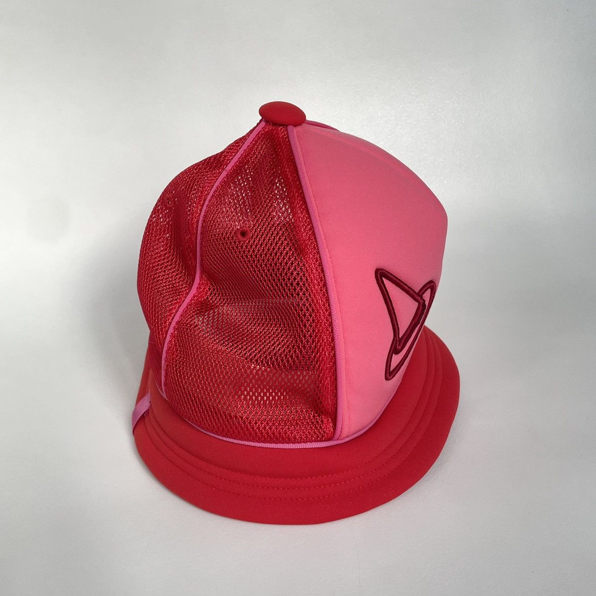 Comme des Garcons ‘Devil Horn’ Mesh Bucket Hat Size ONE SIZE - 5 Thumbnail