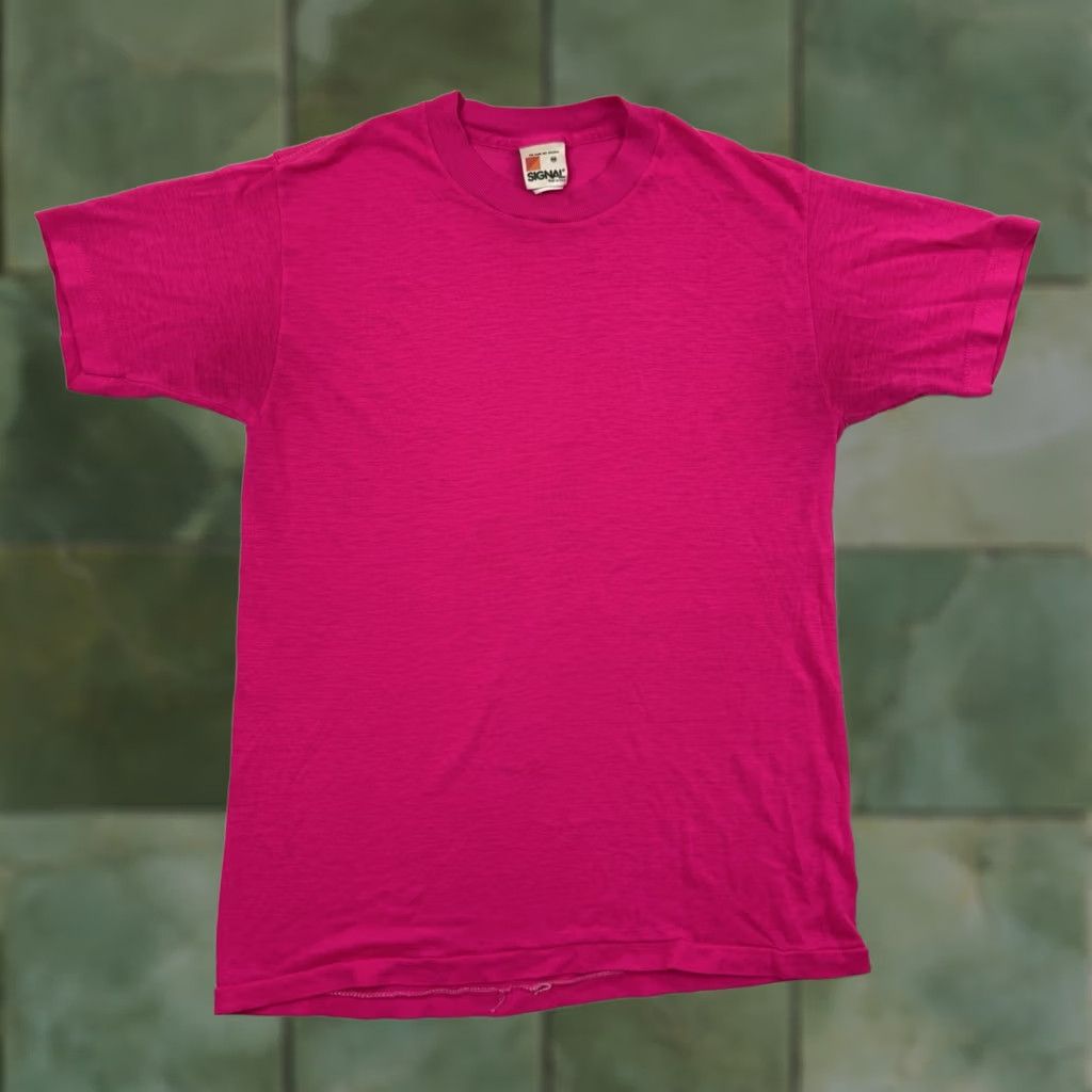 Vintage VINTAGE Signal T Shirt Womens Medium 1980s Bright Pink Made In USA Hipster Size M / US 6-8 / IT 42-44 - 1 Thumbnail