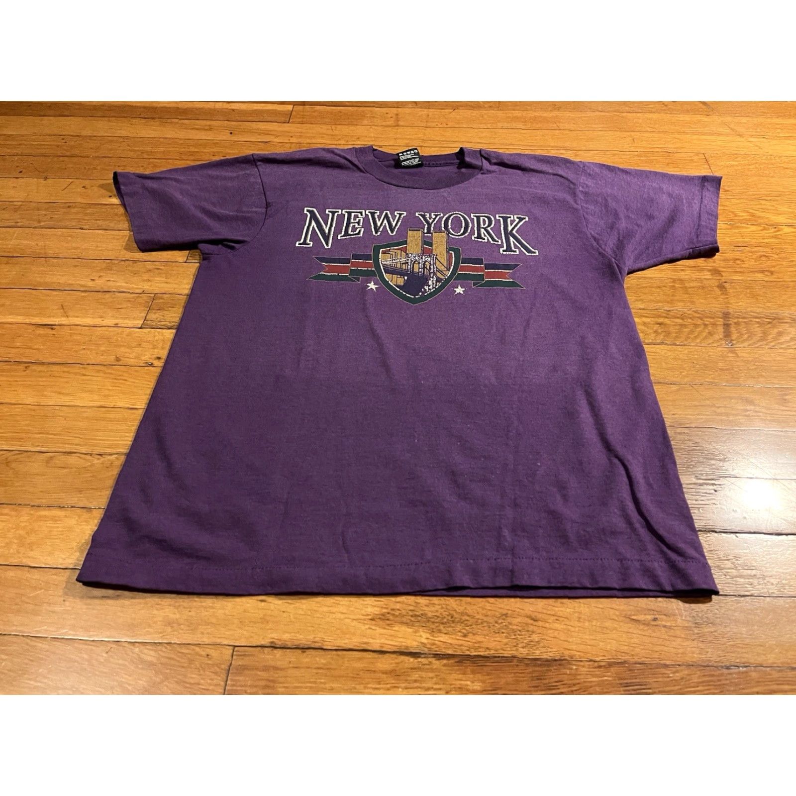 Fruit Of The Loom VINTAGE New York Twin Towers NYC Shirt Men’s Large Purple Single Stitch 90s Brand Fruit of the Loom Shirt Men L Purple 90s NYC Vintage Mens Size US L / EU 52-54 / 3 - 2 Thumbnail