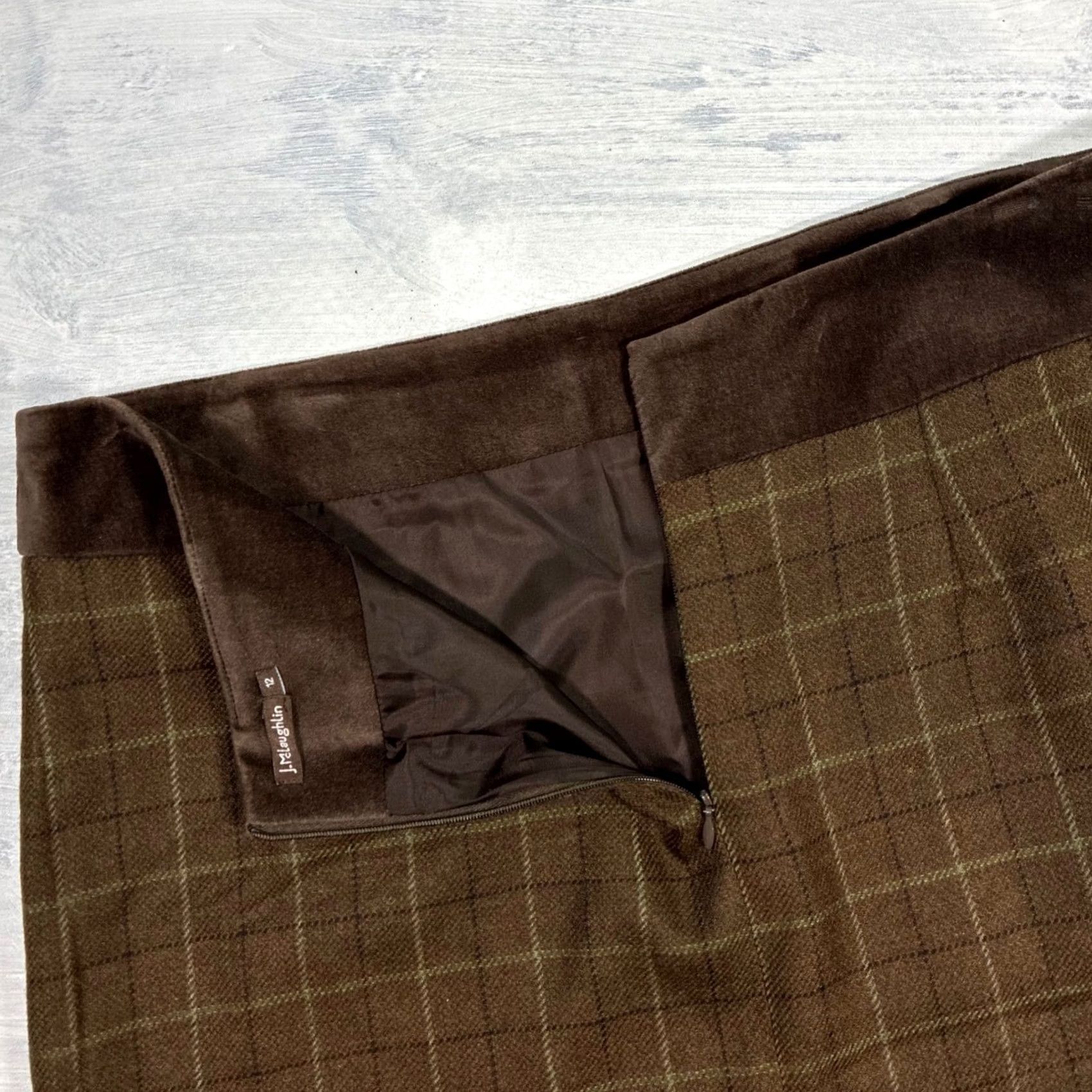 J.McLaughlin VINTAGE? No. J.McLaughlin Wool Brown Plaid Knee Length Skirt Women's Size 12 Size 34" / US 12 / IT 48 - 5 Thumbnail
