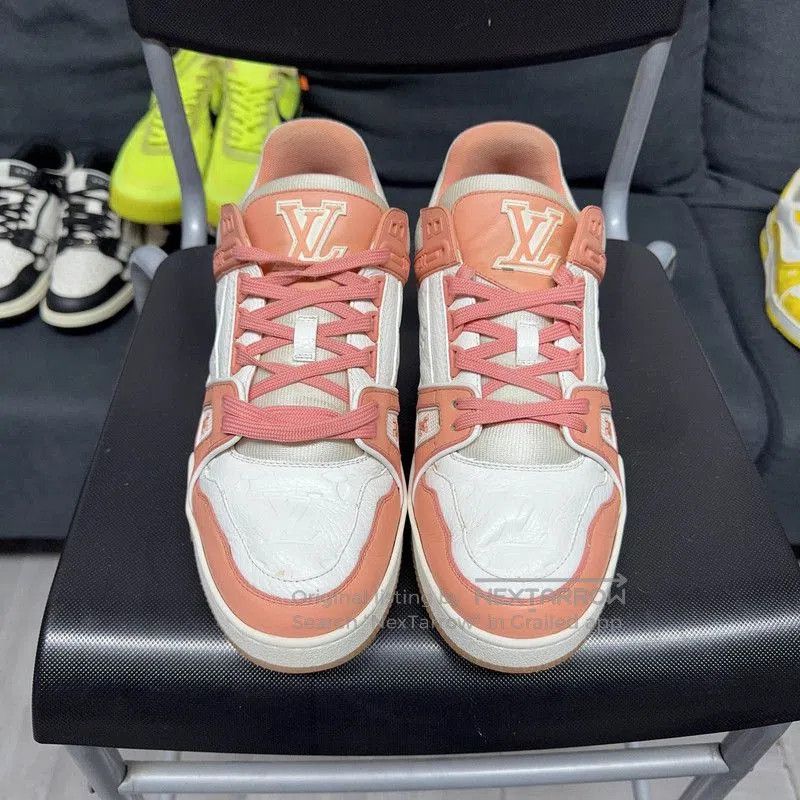 Louis Vuitton Louis Vuitton Trainer Low Top Sneakers in Peach . Size US 8.5 / EU 41-42 - 2 Thumbnail