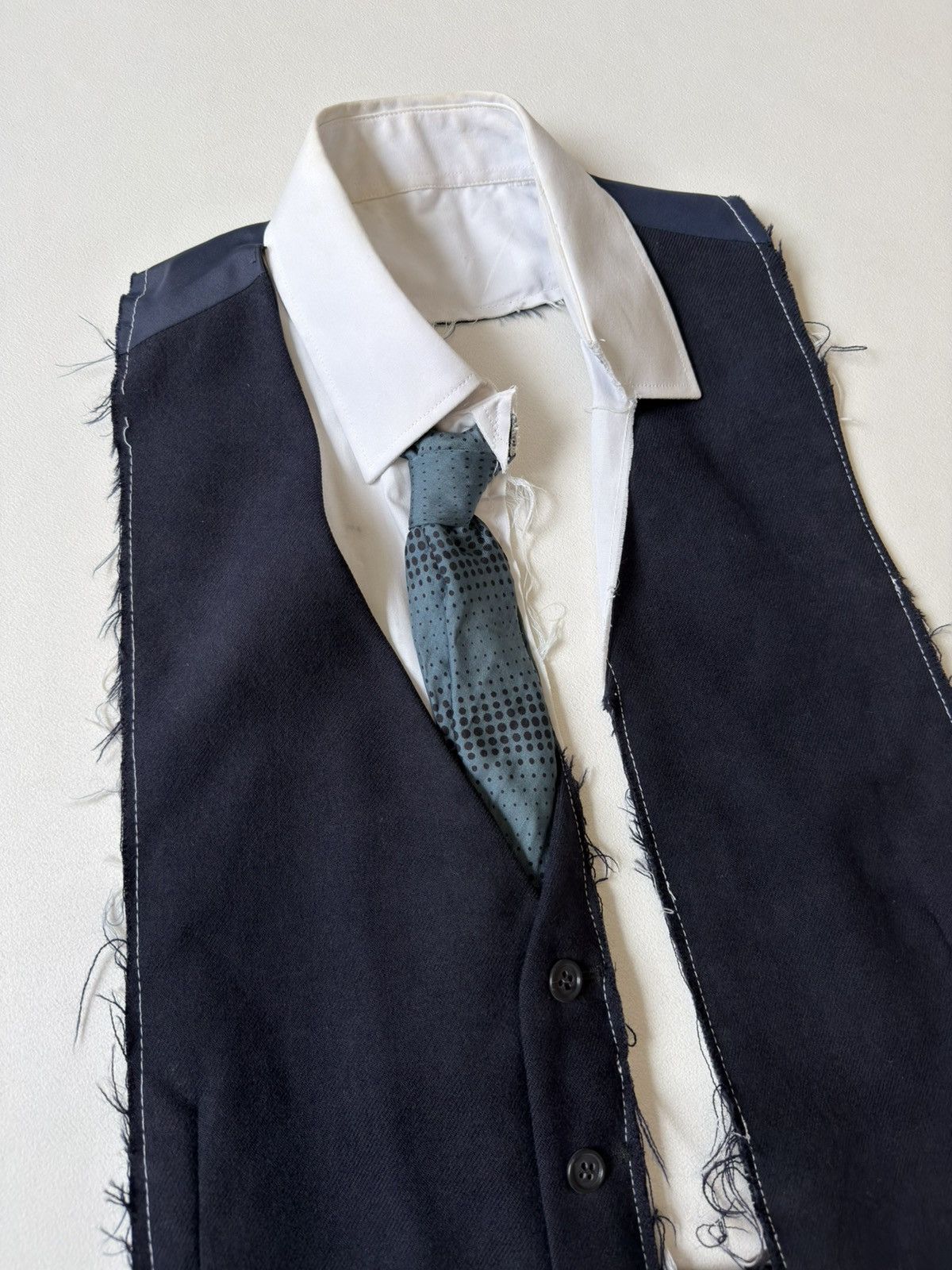 Maison Margiela ⓪ Artisanal Reworked Shirt+Tie+Vest Size US M / EU 48-50 / 2 - 5 Thumbnail