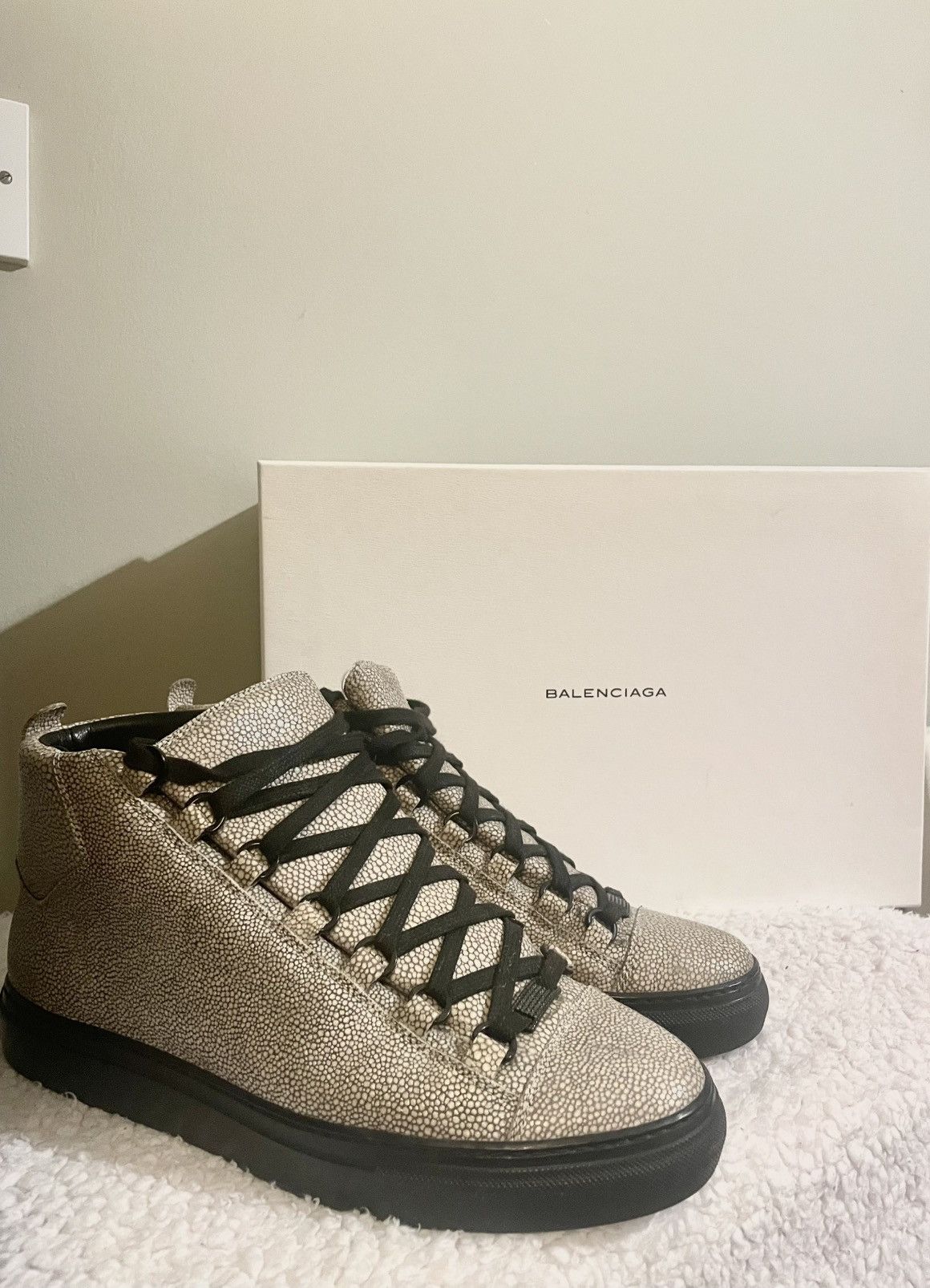 Balenciaga Balenciaga Arena Leather Sneakers Size US 8 / EU 41 - 1 Thumbnail