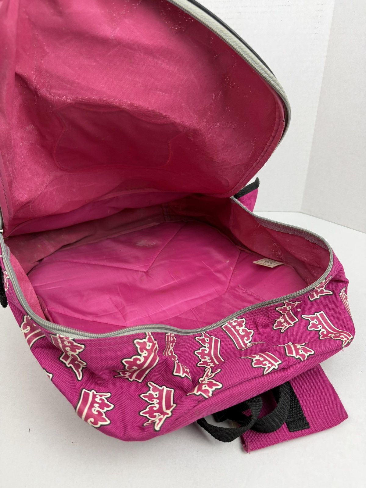 Other Y2K Vintage Hilary Duff HD Stuff Pink Backpack Bee Crown Size ONE SIZE - 9 Thumbnail