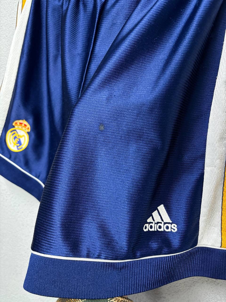 Adidas × Vintage vintage adidas Real Madrid mens shorts 90s M Size US 32 / EU 48 - 5 Thumbnail