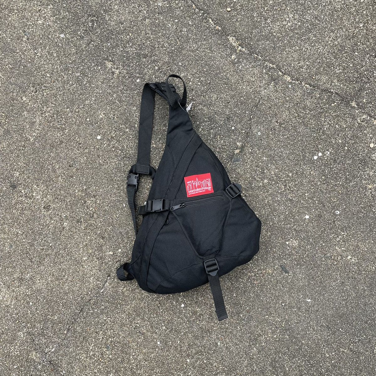 Manhattan Portage MANHATTAN PORTAGE J-BAG CROSSBODY BACKPACK MADE IN USA Size ONE SIZE - 1 Thumbnail