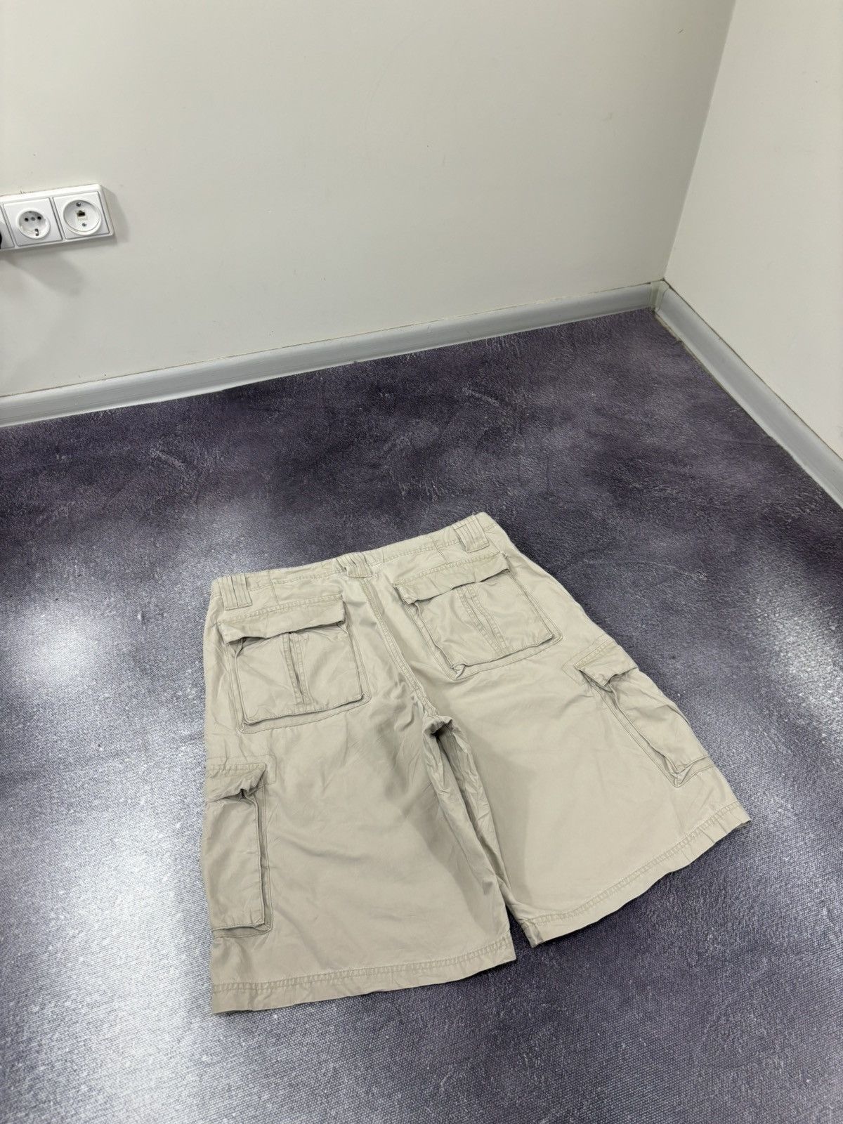 Lee Vintage Lee Dungarees Y2K Beige Work Hype Baggy Cargo Shorts Size US 36 / EU 52 - 14 Thumbnail