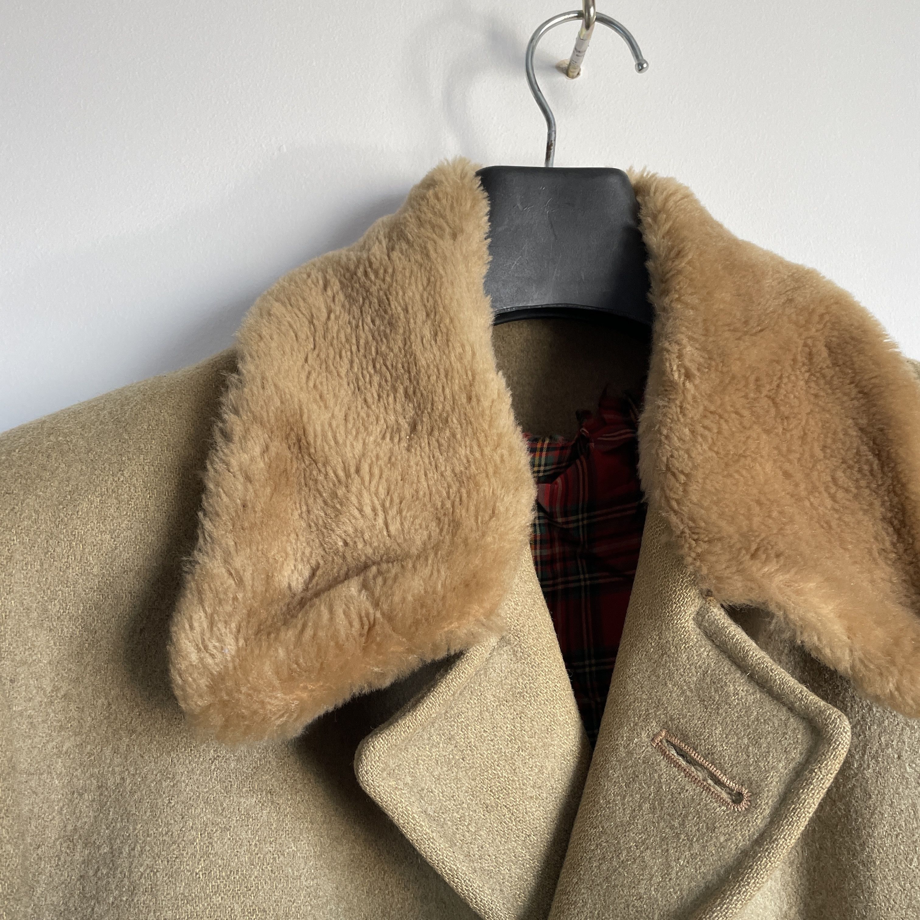 Vintage Vintage 50's 60's British Fur Collar Country Heavy Wool Coat Size US L / EU 52-54 / 3 - 5 Thumbnail