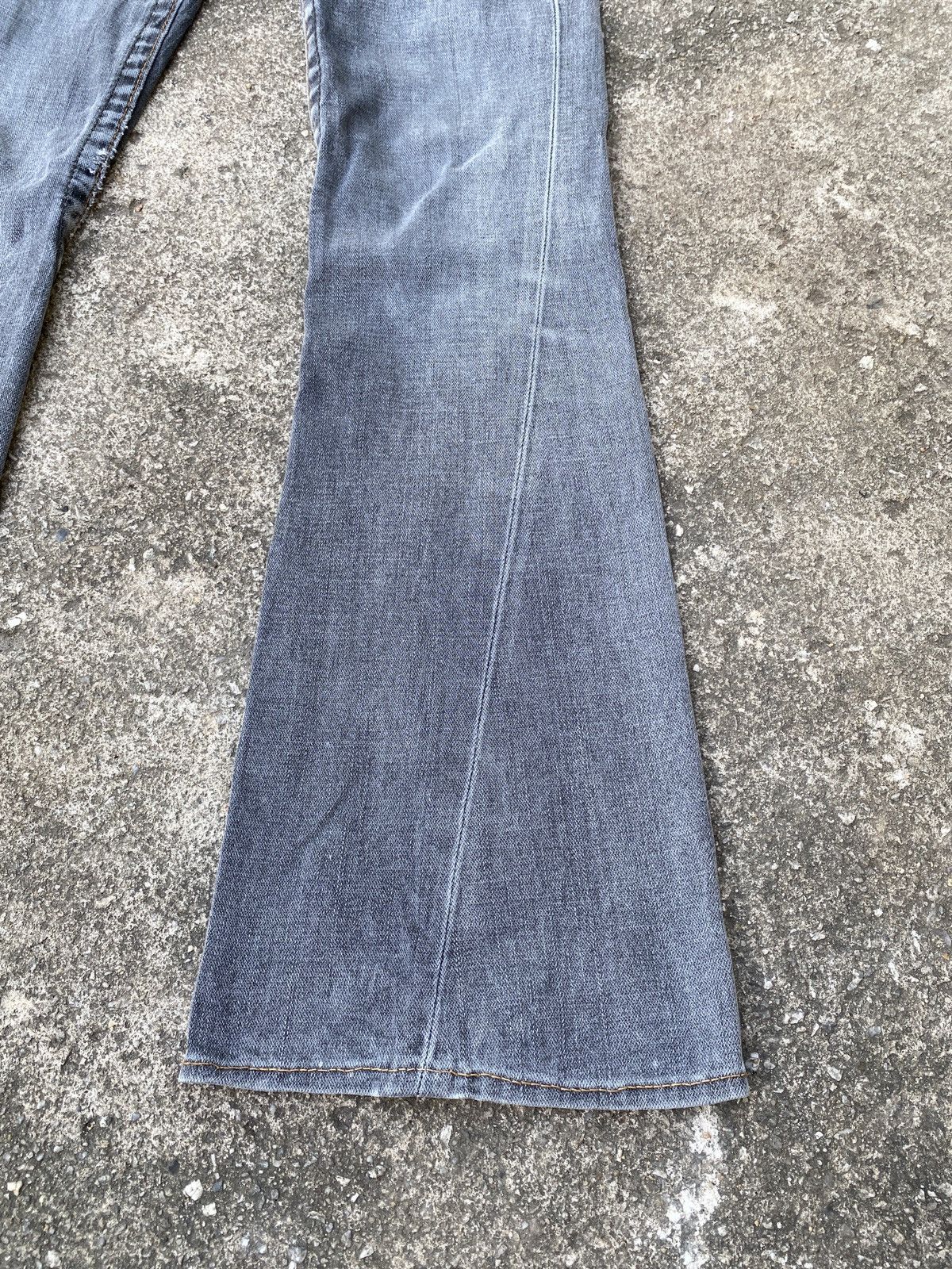Japanese Brand × Le Grande Bleu (L.G.B.) × True Religion True Religion Flare Distressed Denim Size 26" / US 2 / IT 38 - 7 Thumbnail