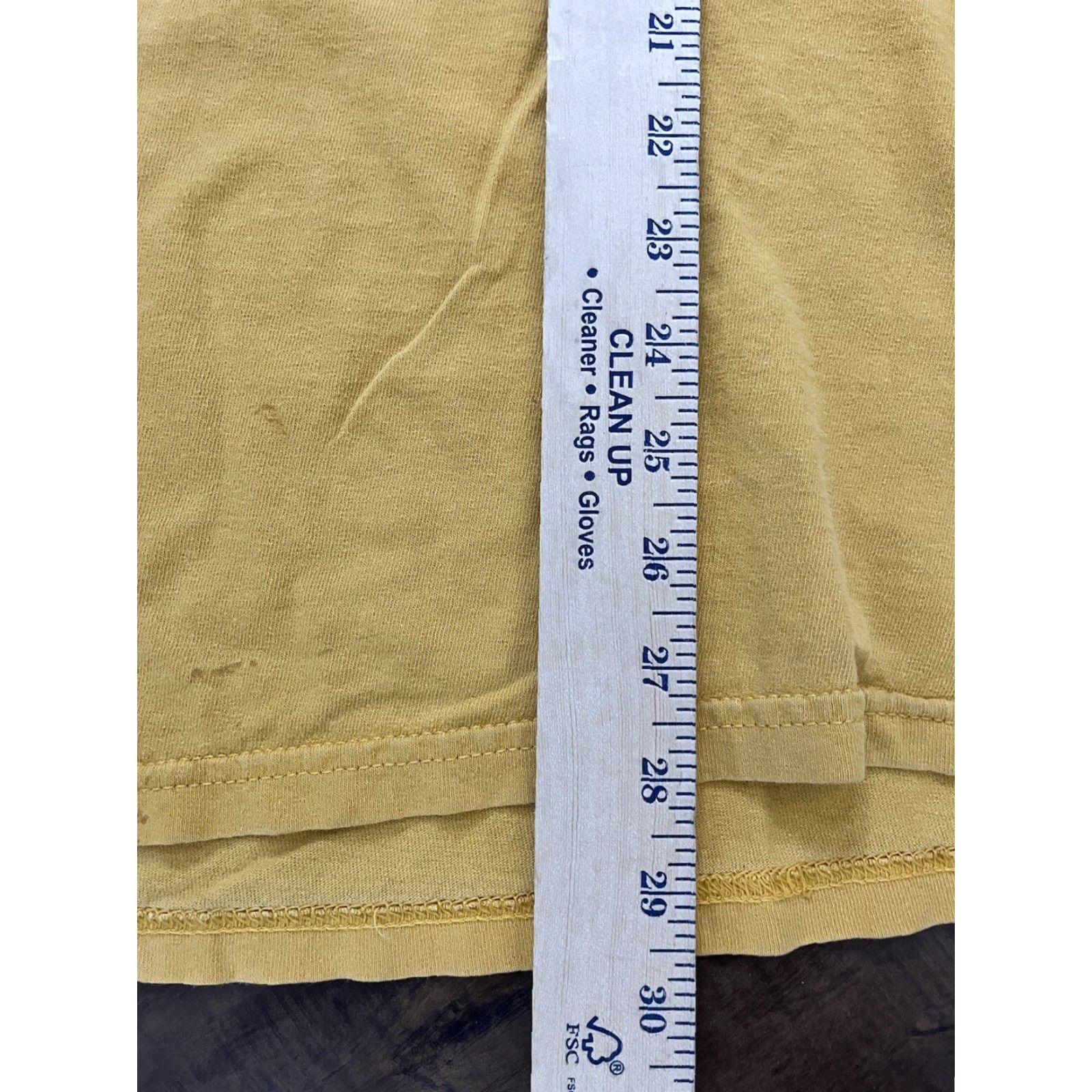 Gildan VINTAGE LA Lakers Champions 2009 2010 Kobe Bryant Rap Tee Shirt Mens XL Yellow NBA Gildan T-Shirt Size US XL / EU 56 / 4 - 7 Thumbnail