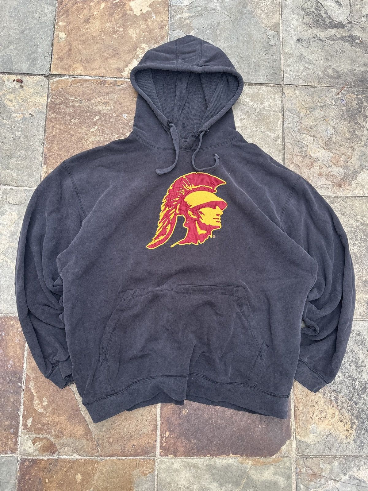 Vintage Vintage 90s USC College Black Hoodie Size US L / EU 52-54 / 3 - 1 Thumbnail