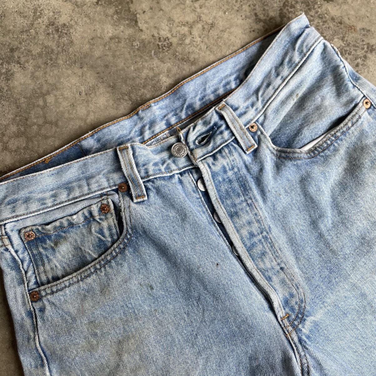 Levi's Vintage Clothing 🔥Vintage Levis 501 Splatter Paints Dirty Denim Jeans Size US 31 - 10 Thumbnail