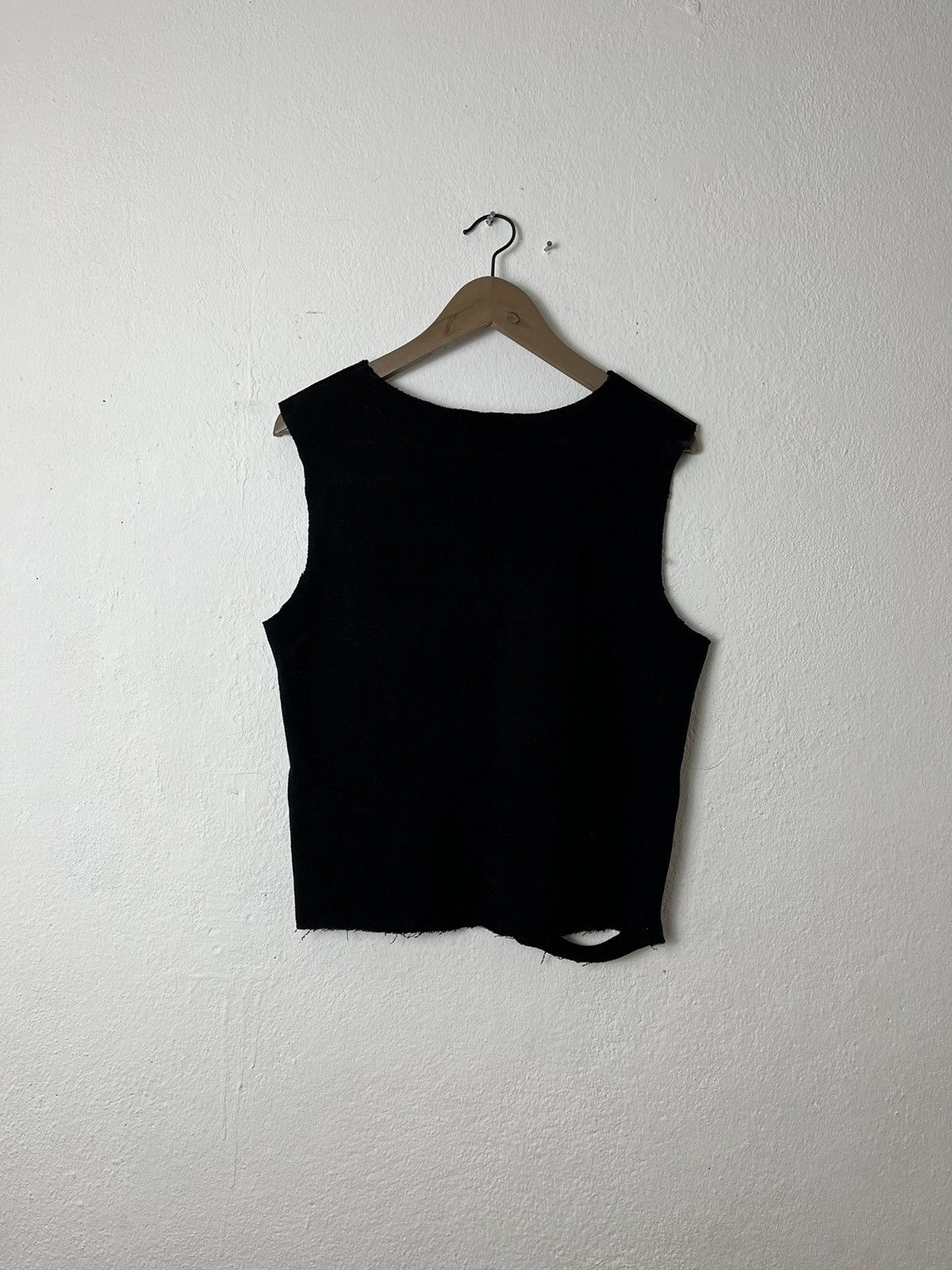 Number (N)ine Number Nine Distress Sleevless Shirt Size US S / EU 44-46 / 1 - 9 Thumbnail