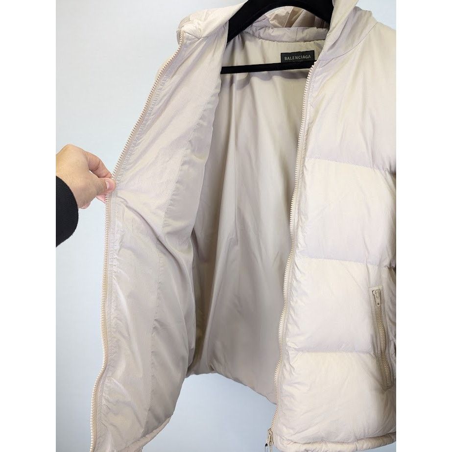 Balenciaga o1rshd1 Hooded Jacket in Beige Size US L / EU 52-54 / 3 - 13 Thumbnail