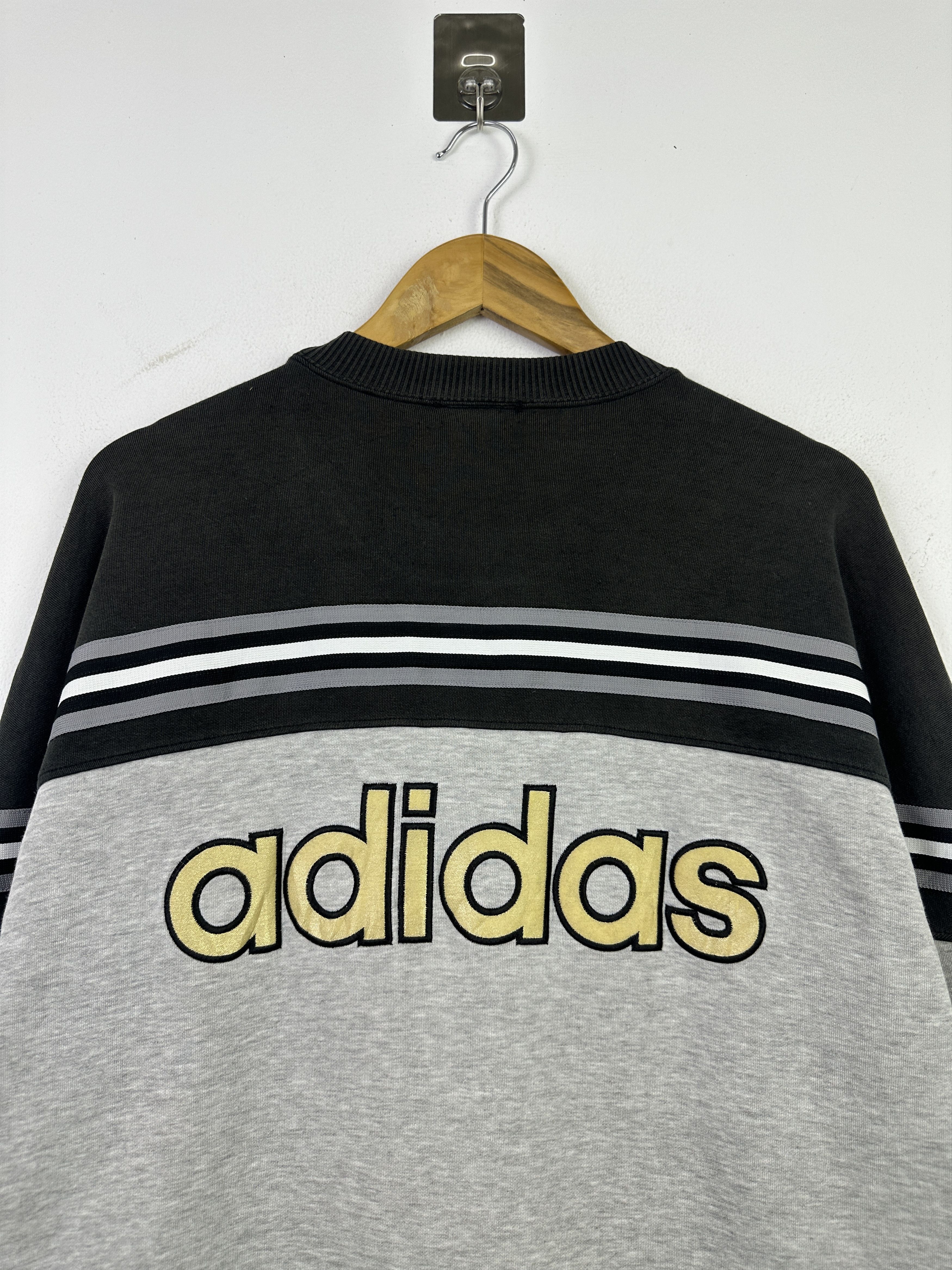 Adidas Vintage 90s Adidas Descente Big Logo Sweatshirt BP001 Size US L / EU 52-54 / 3 - 4 Thumbnail