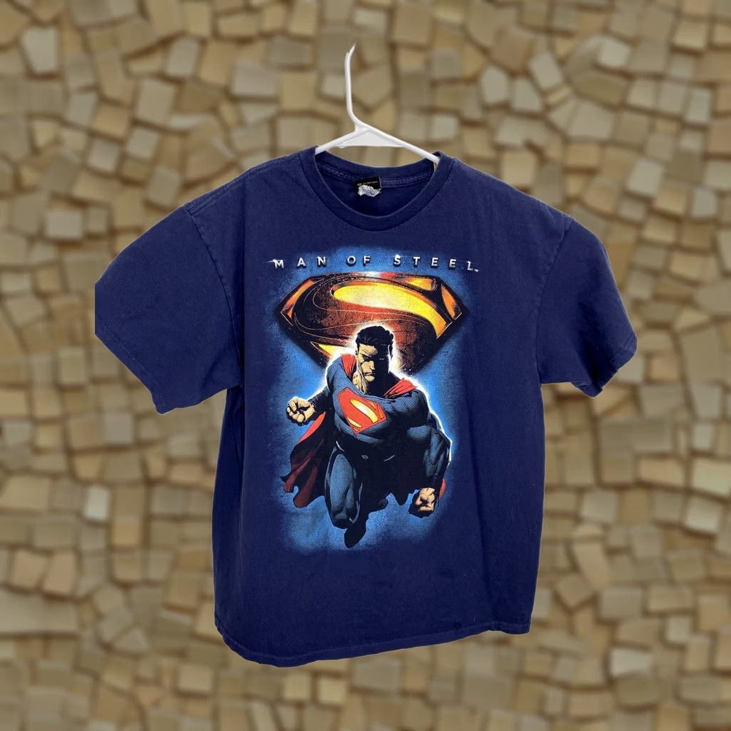 DC Comics DC Comics Superman Graphic T Shirt Men Large Blue Short Sleeve Crew Neck Logo 100% Cotton Man of Steel Vintage No Size US L / EU 52-54 / 3 - 1 Thumbnail