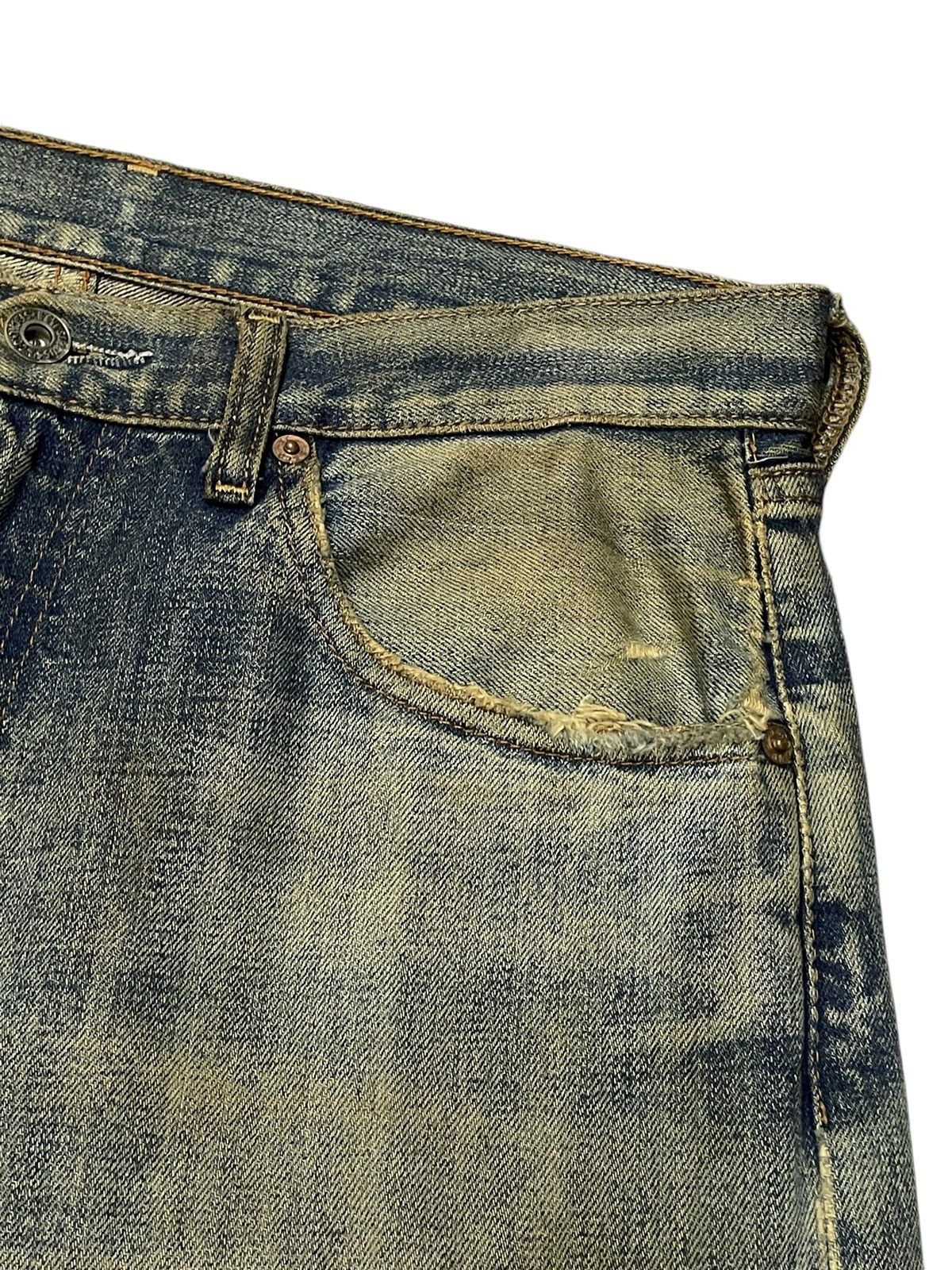 Levi's × Vintage Vintage Levis 504 Distressed Mud Wash Trashed Loose Jeans Size US 30 / EU 46 - 9 Thumbnail