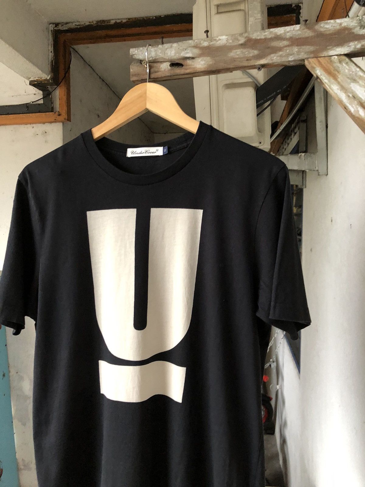 Undercover 🥷 Undercover Jun Takashi Big U Logo Tshirt Size US M / EU 48-50 / 2 - 3 Thumbnail
