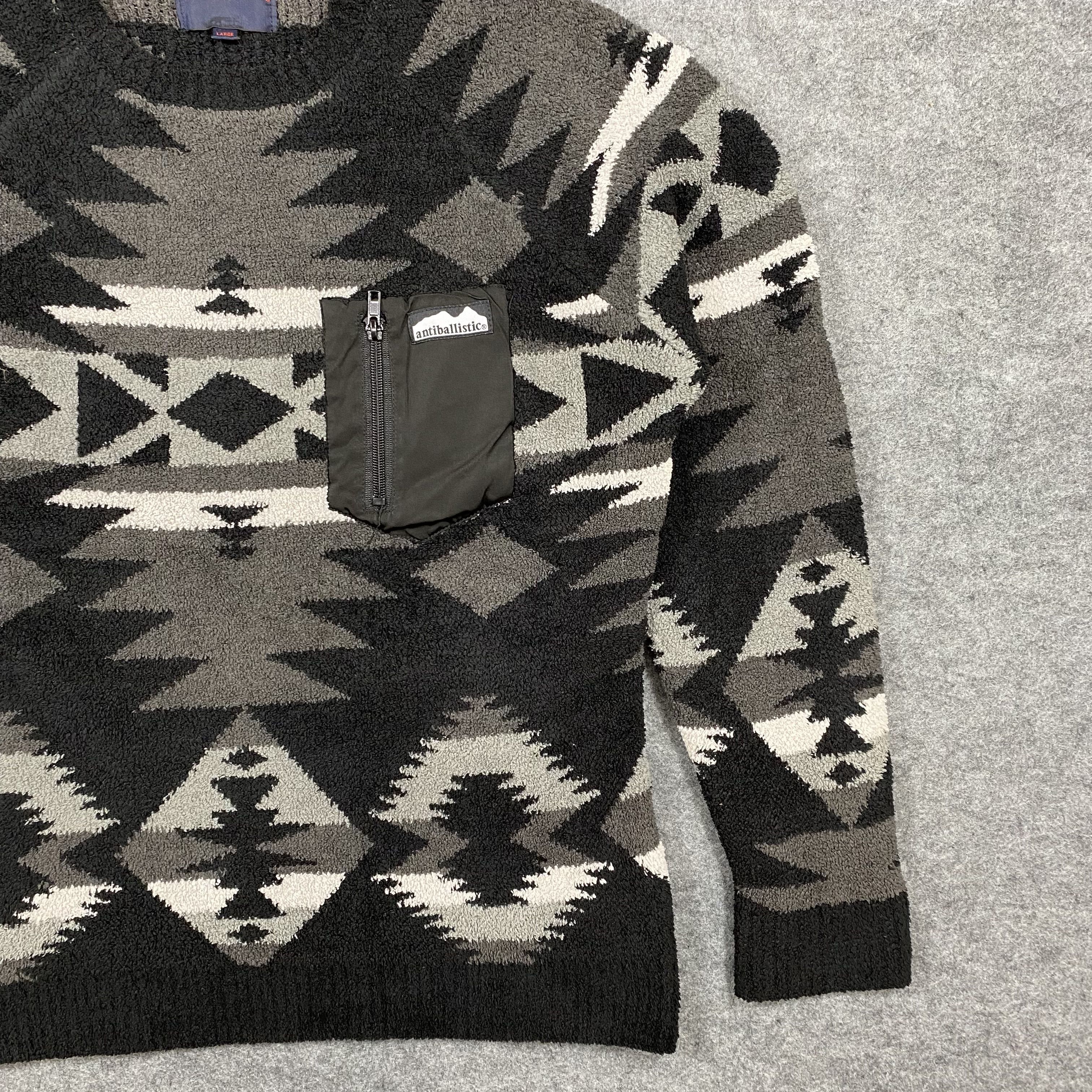 Aztech Mountain VINTAGE ANTI BALLISTIC JAPANESE BRAND SWEATER-J618 Size US L / EU 52-54 / 3 - 4 Thumbnail