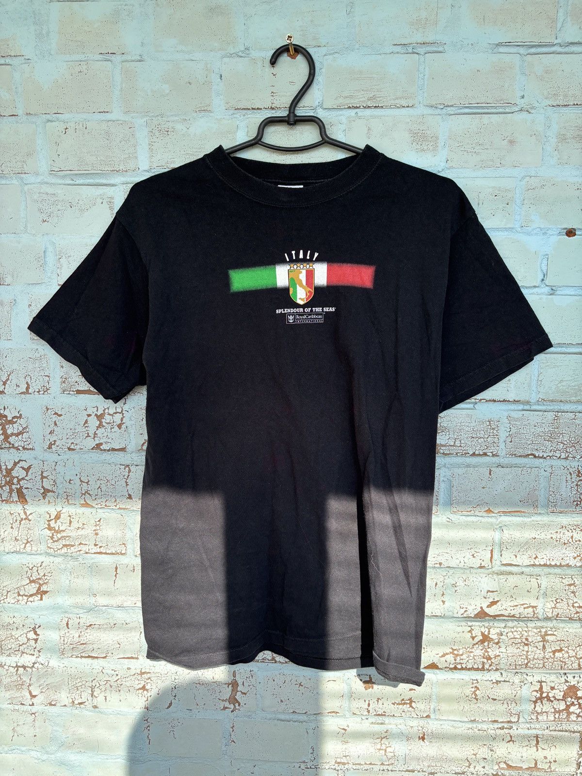 Vintage Italy vintage anvil t-shirt 90s country Size US M / EU 48-50 / 2 - 1 Thumbnail