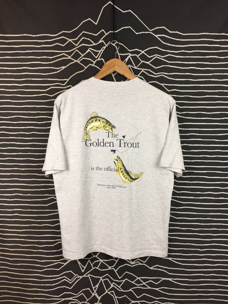 GU Nowartt X GU Art Collection The Golden Trout Graphic Tee Size US S / EU 44-46 / 1 - 2 Thumbnail