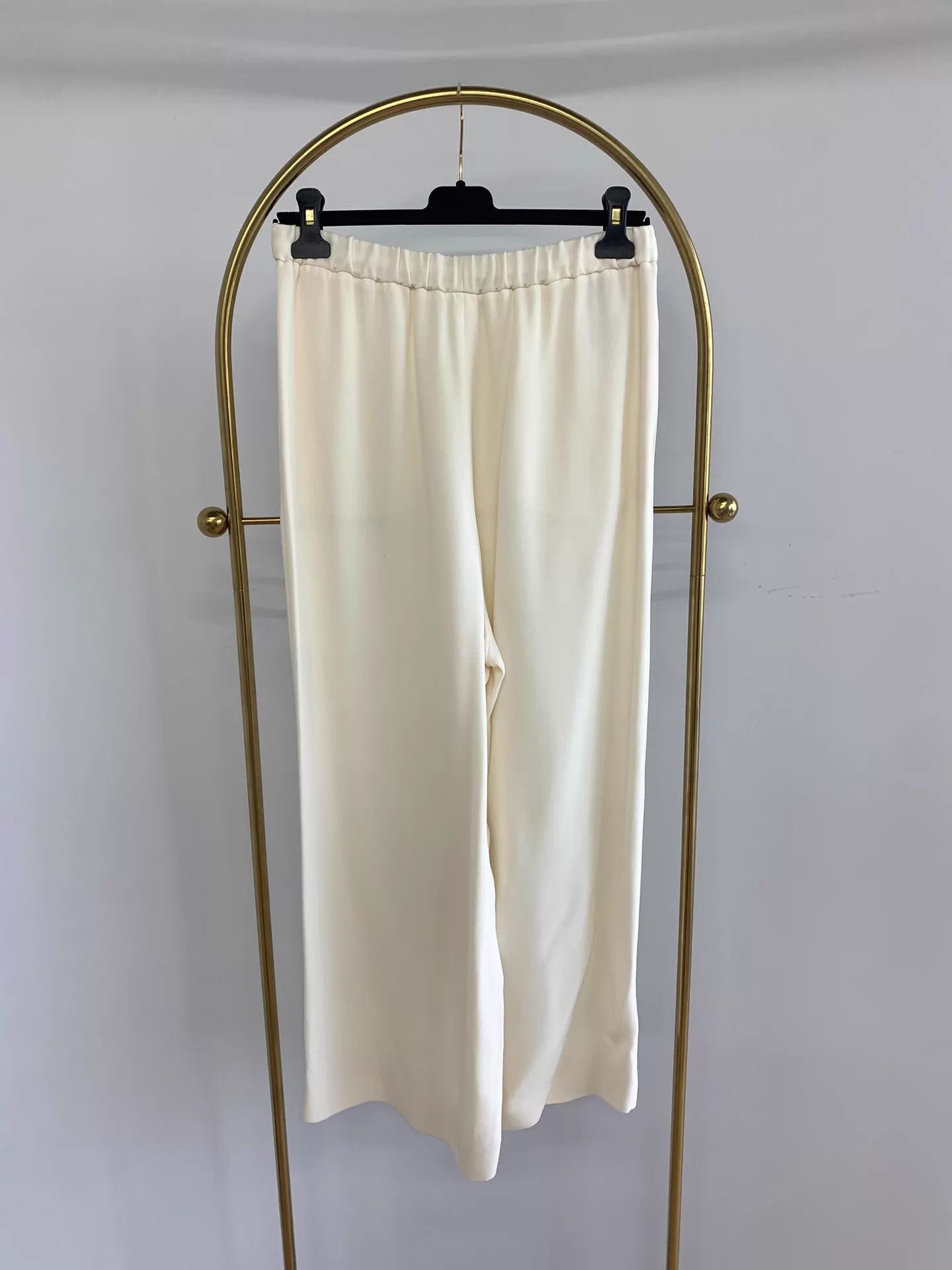 Valentino Valentino Ivory Silk Trousers Size 42 New Size 28" / US 6 / IT 42 - 3 Thumbnail