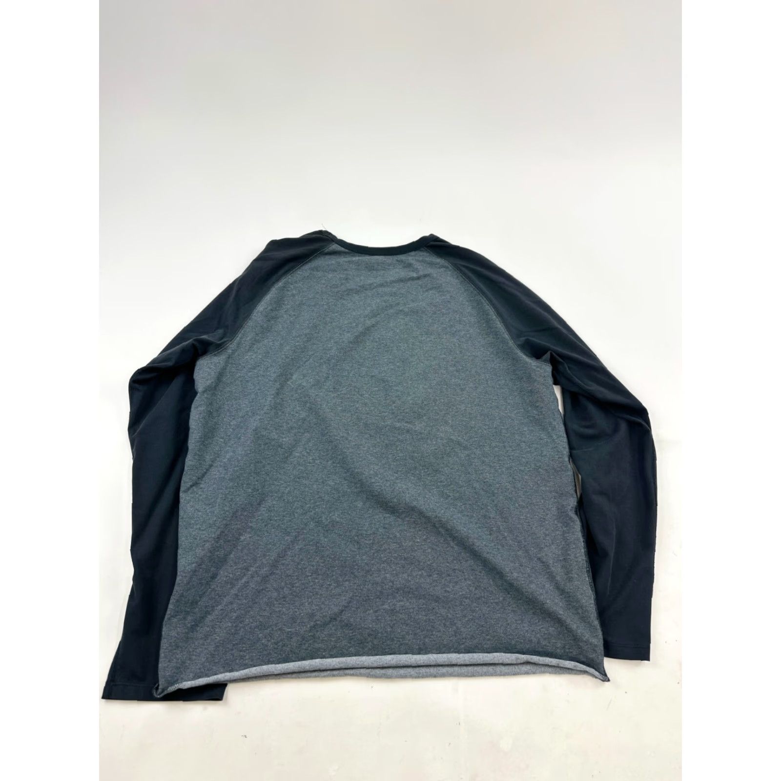 Vintage Horny Toad Shirt Mens XL Gray Black Two Tone Breathe Long Sleeve Crew Neck Tee Outdoor Size US XL / EU 56 / 4 - 2 Thumbnail