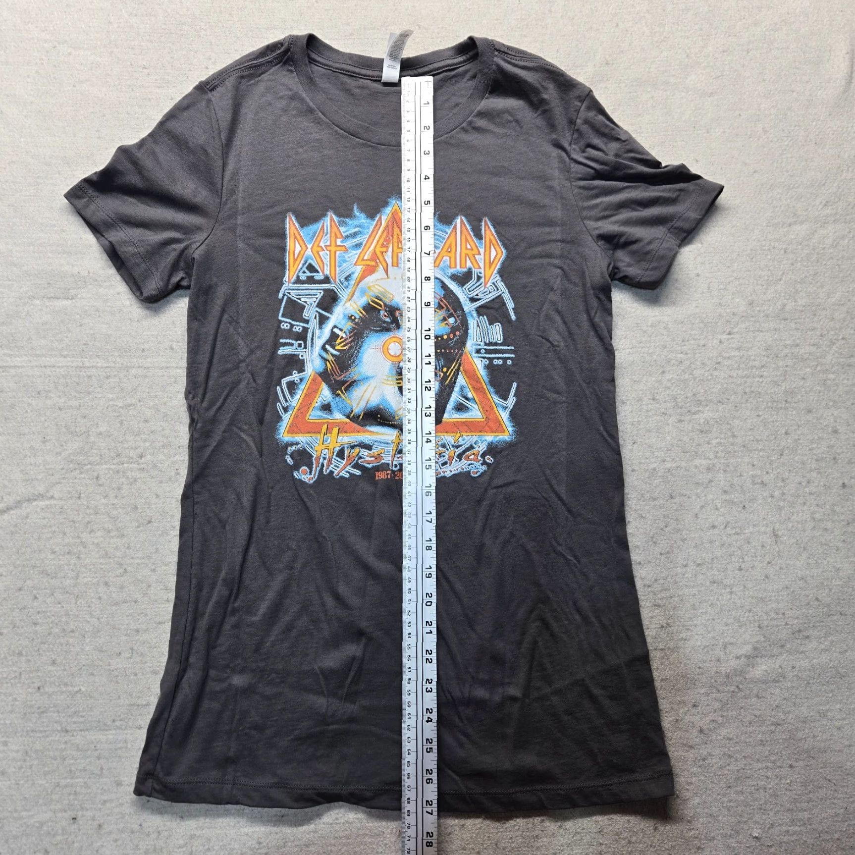 Vintage VINTAGE Def Leppard T-Shirt Black Graphic Tee Adult Small Short Sleeve Men’s S Black Logo Band Shirt 1980s Hard Rock Mens Size US S / EU 44-46 / 1 - 4 Thumbnail