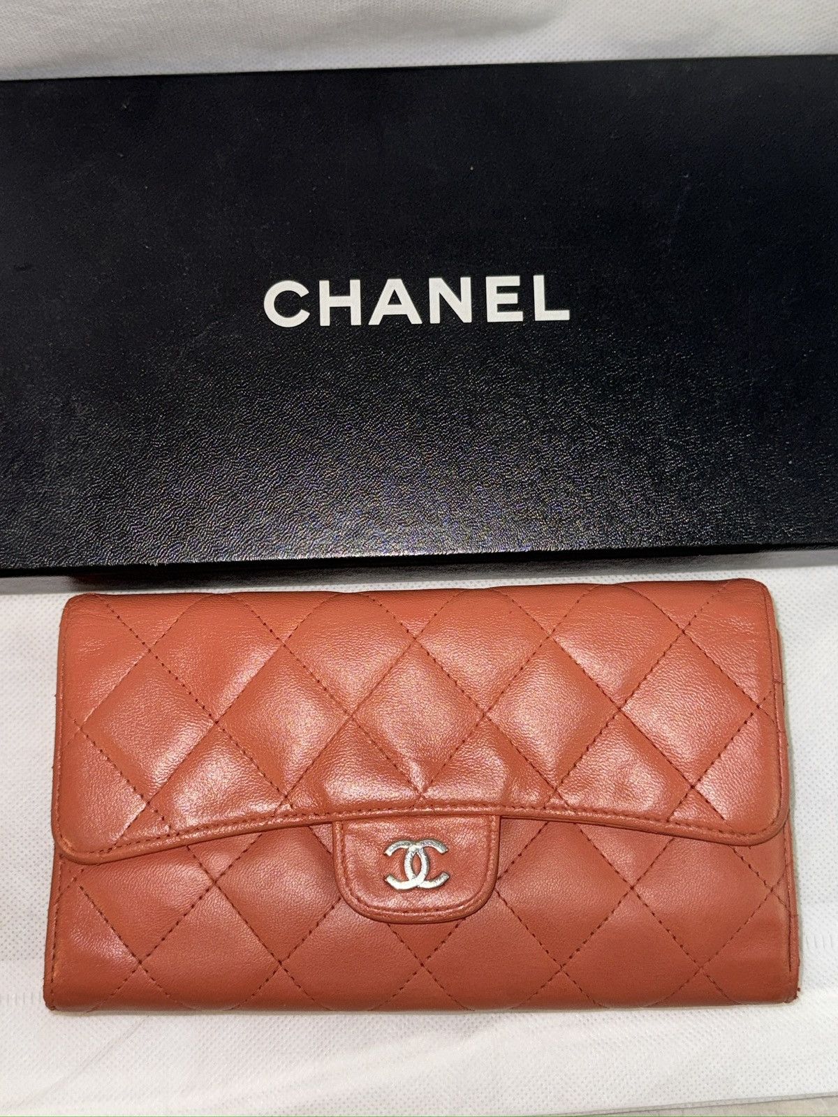 Chanel AUTHENTIC Chanel Timeless/classique Long Flap Quilted Wallet Size ONE SIZE - 5 Thumbnail