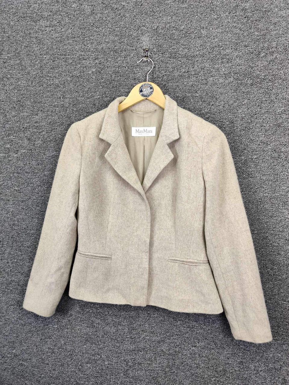 Japanese Brand Vintage Max Mara Wool Tweed Blazer Jacket Size US S / EU 44-46 / 1 - 2 Thumbnail