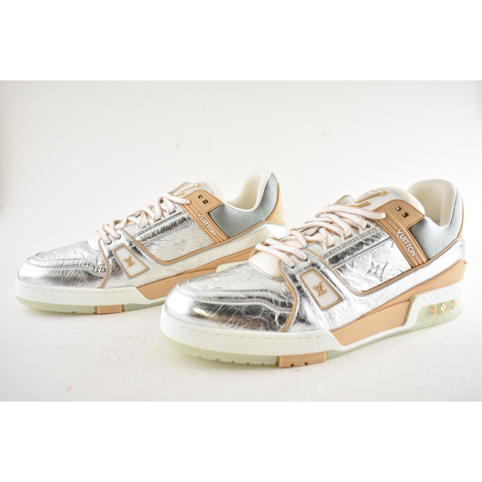 Louis Vuitton Louis Vuitton Metallic Silver Beige White Low Top Trainer Size US 10 / EU 43 - 15 Thumbnail
