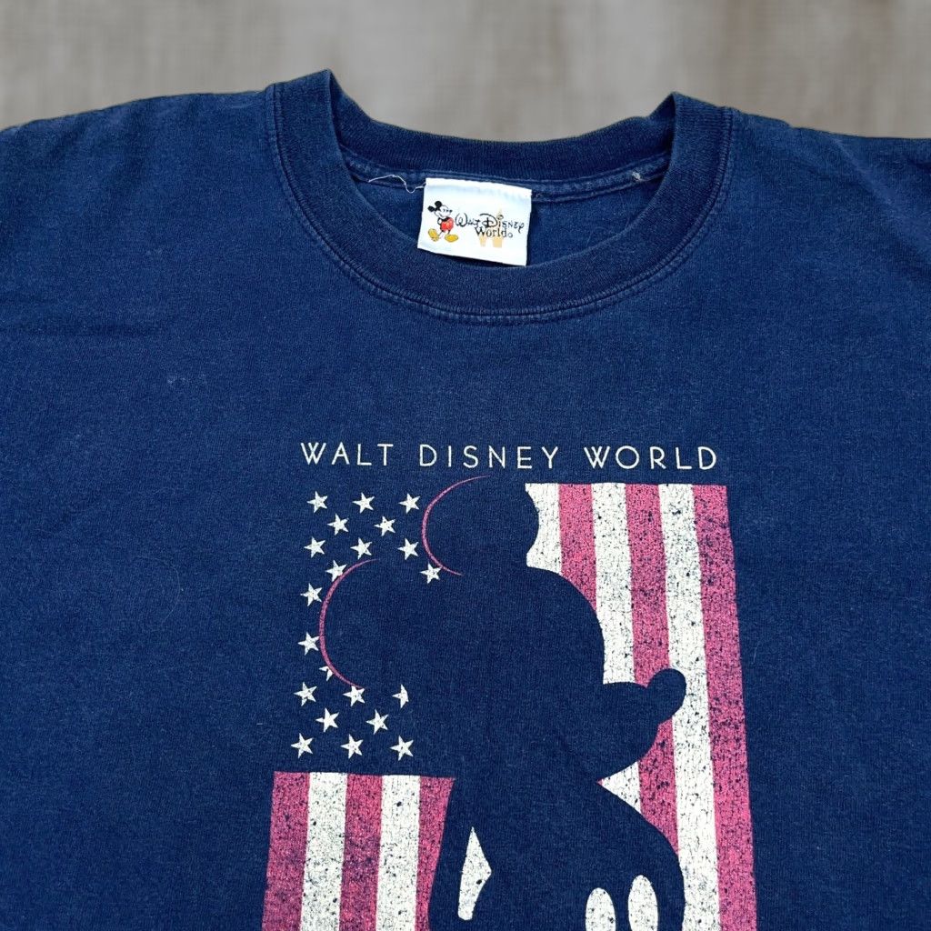 Disney VINTAGE Disney Shirt Men L Blue Mickey Mouse American Flag Y2K 00s Cyber Graphic Print Tee Crew Neck Short Sleeve Logo Disney Mens Blue 1990s 1999s Size US L / EU 52-54 / 3 - 1 Thumbnail