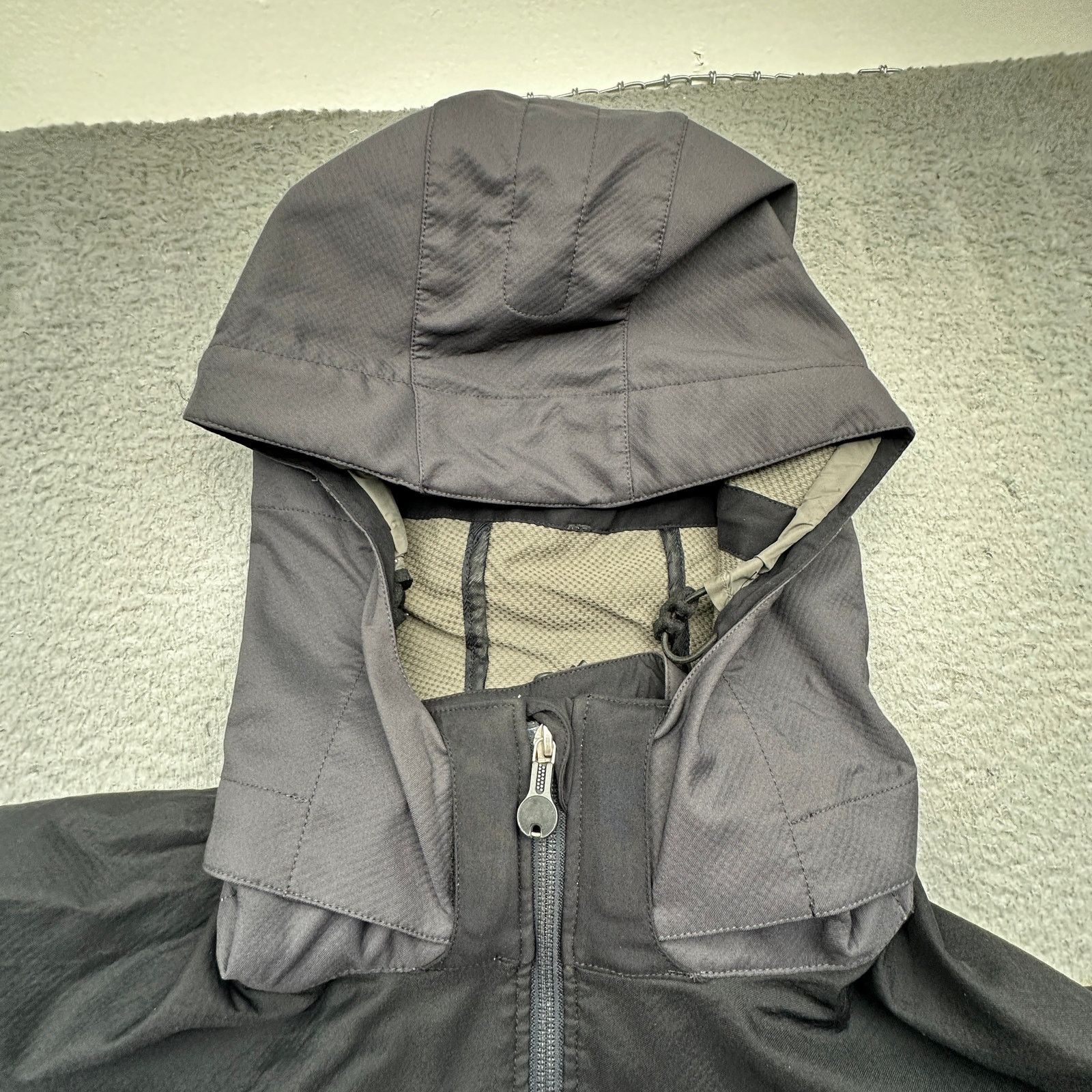 Patagonia Vintage Patagonia 83720 White Smoke Jacket Mens XL Hooded Size US XL / EU 56 / 4 - 7 Thumbnail