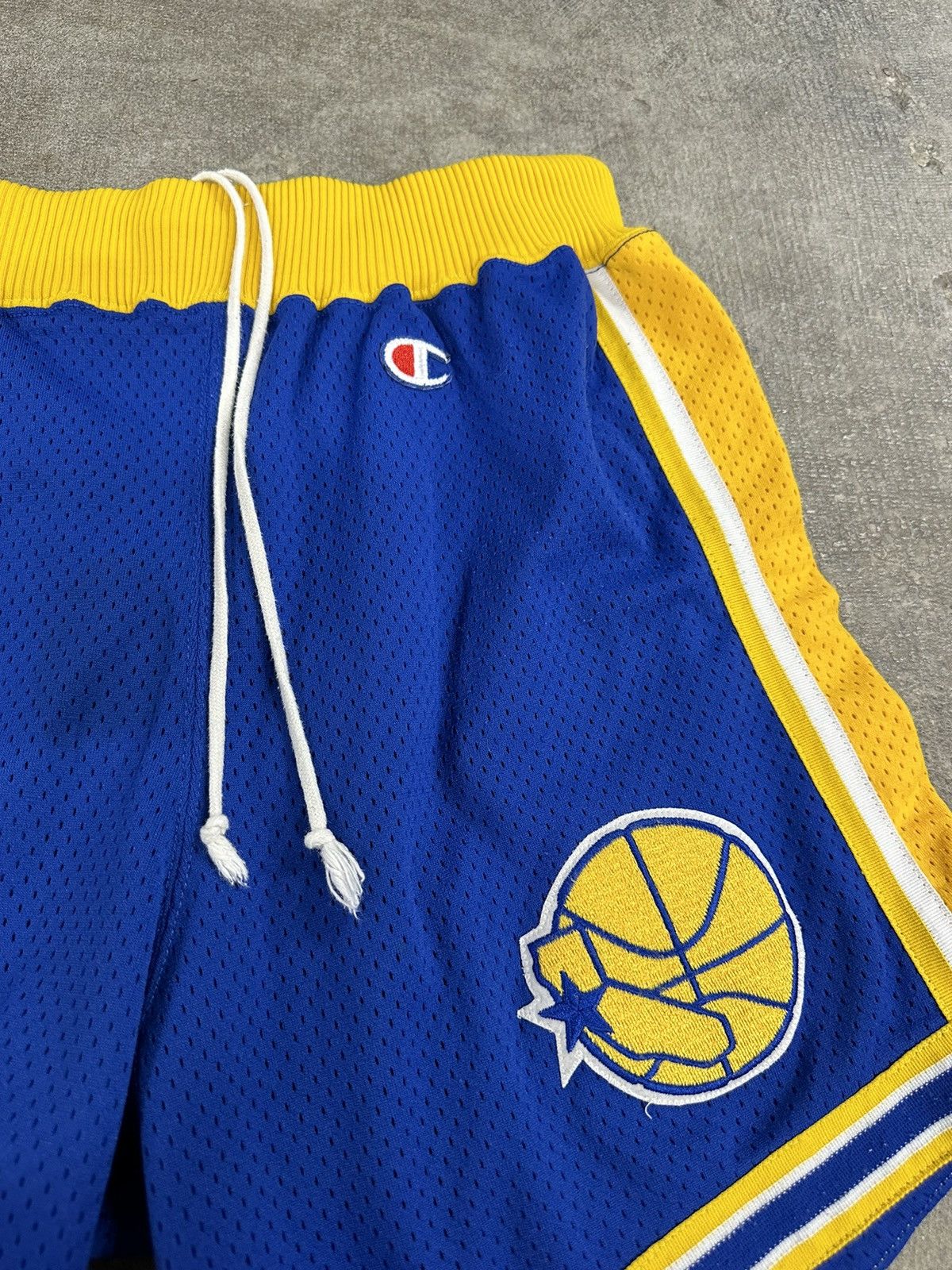 Champion Vintage 90s Champion Golden State Warriors Authentic Pro Cut Size US 38 / EU 54 - 5 Thumbnail