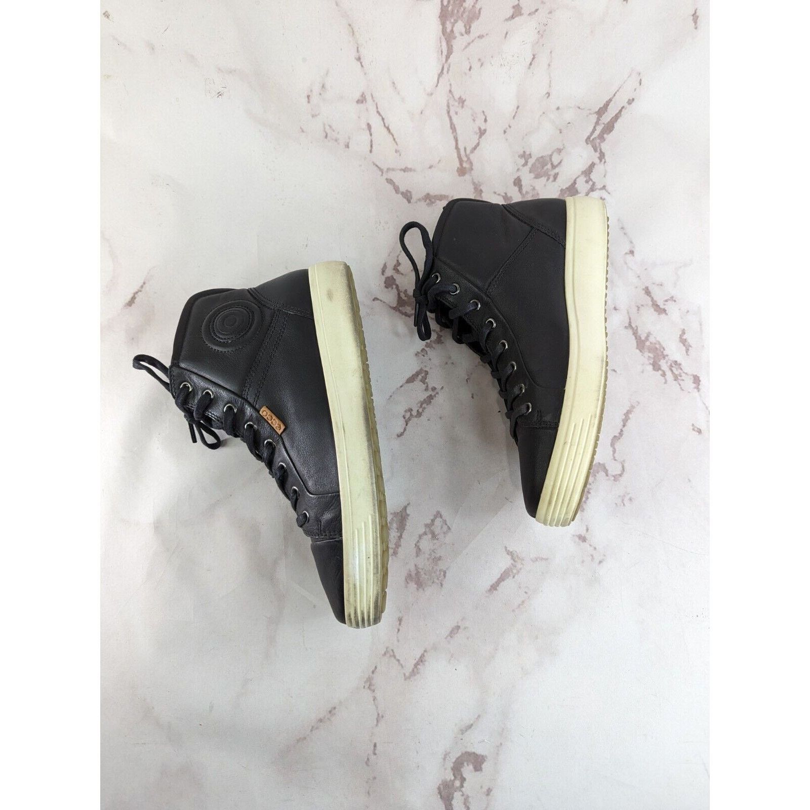 Ecco Ecco Boots Womens 11 43 Black Bootie Sneaker Leather Chukka Size US 11 / IT 41 - 10 Thumbnail